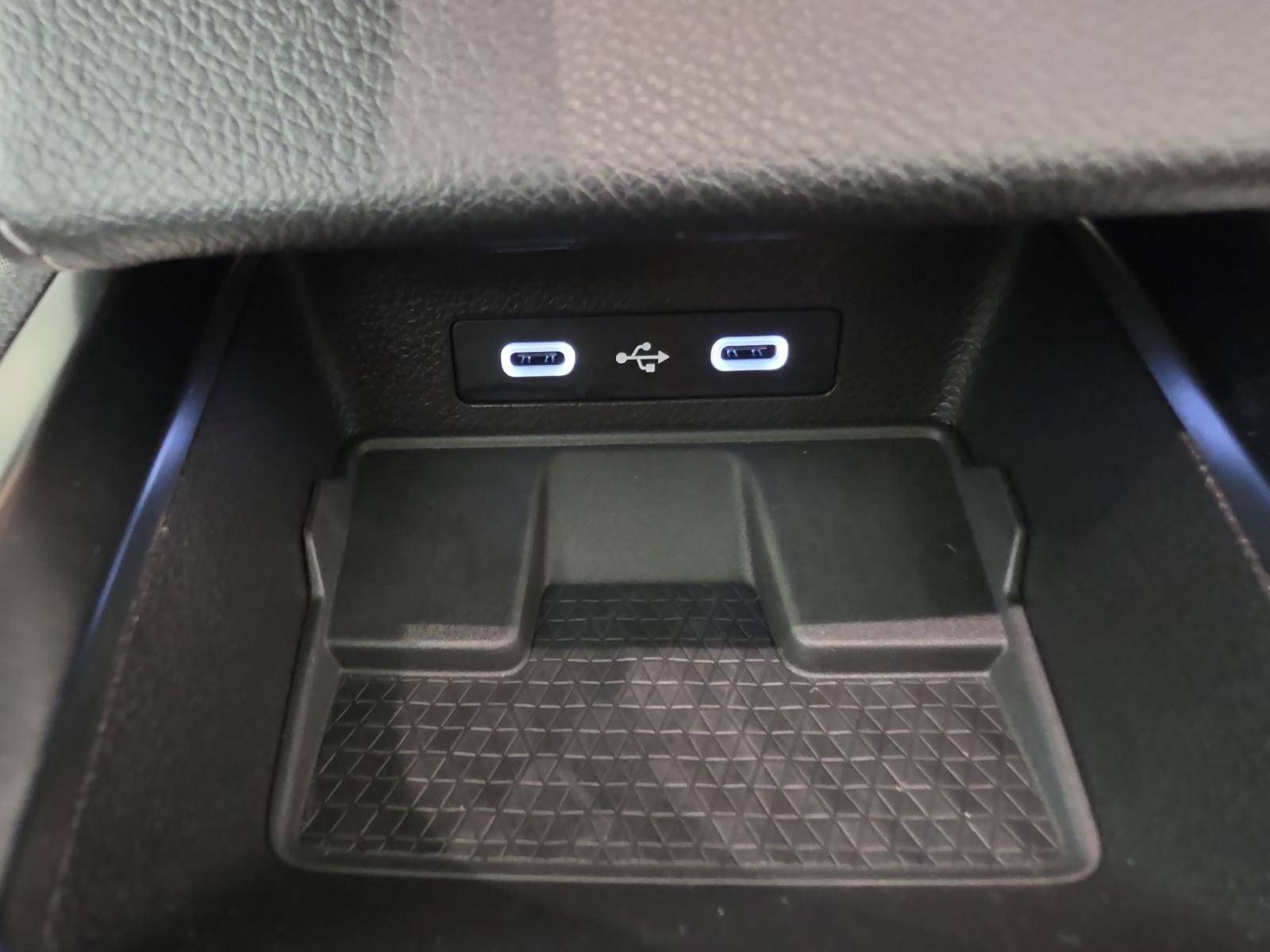 Vente en ligne Renault Megane E-Tech  EV60 220 ch super charge au prix de 25 490 €