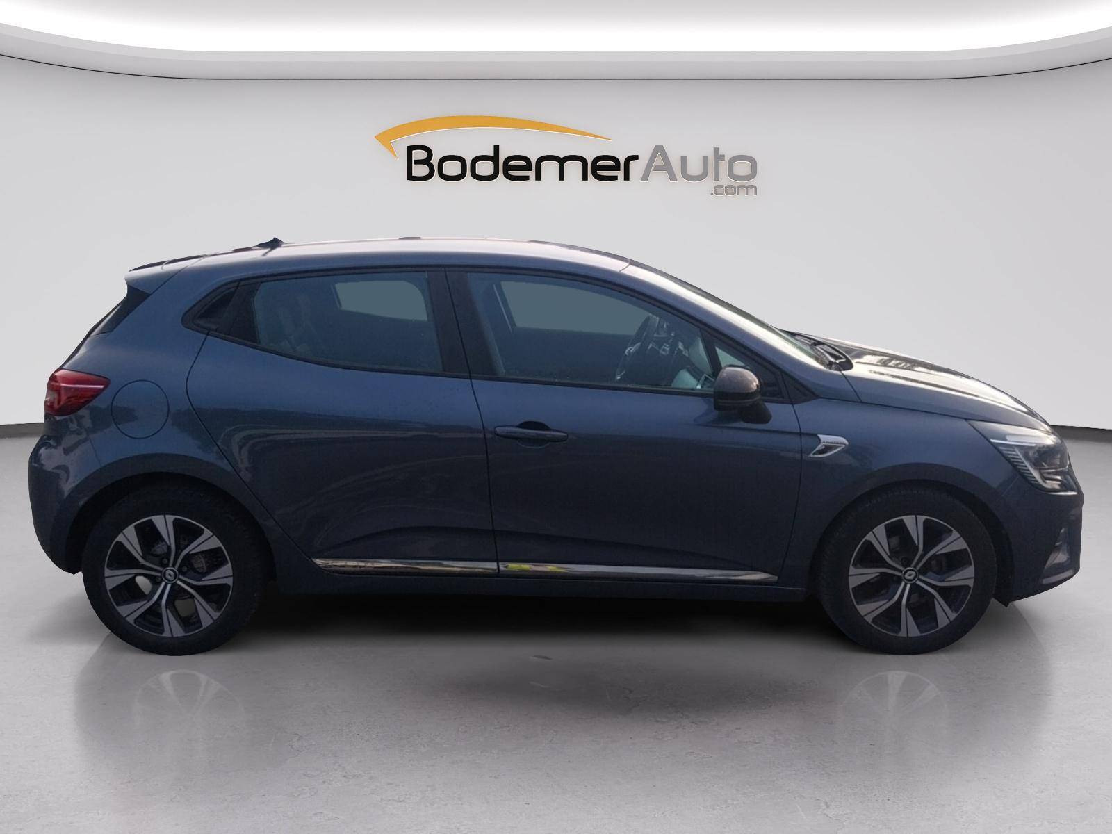 Vente en ligne Renault Clio 5 Clio TCe 90 - 21N au prix de 14 990 €