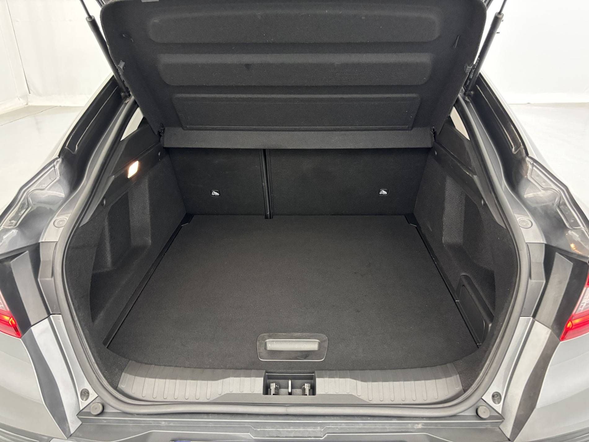 Vente en ligne Renault Arkana  E-Tech hybride 145 - 22 au prix de 18 490 €