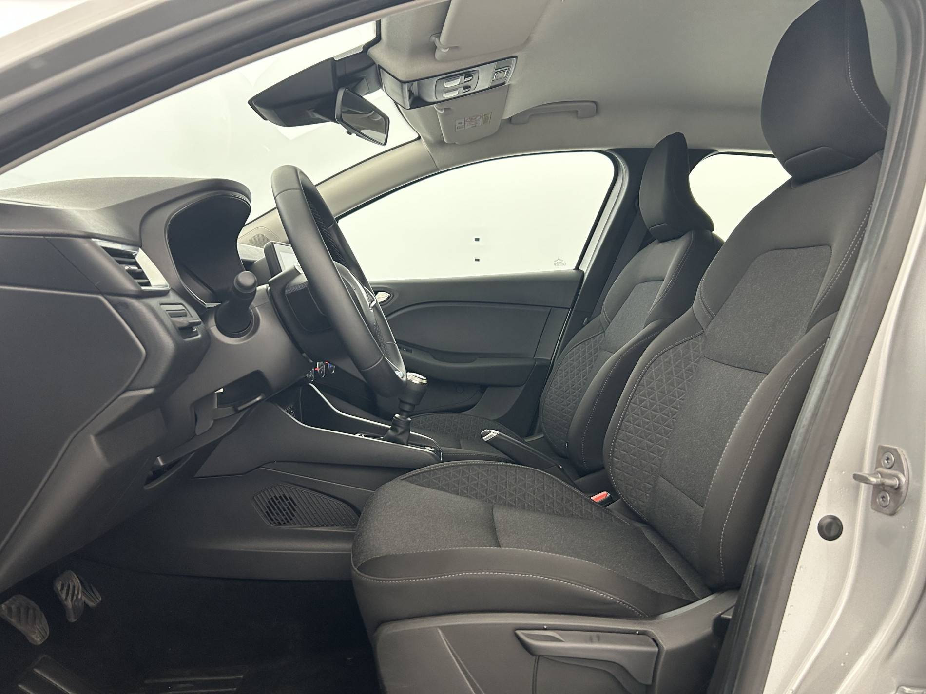 Vente en ligne Renault Clio 5 Clio TCe 90 au prix de 15 490 €