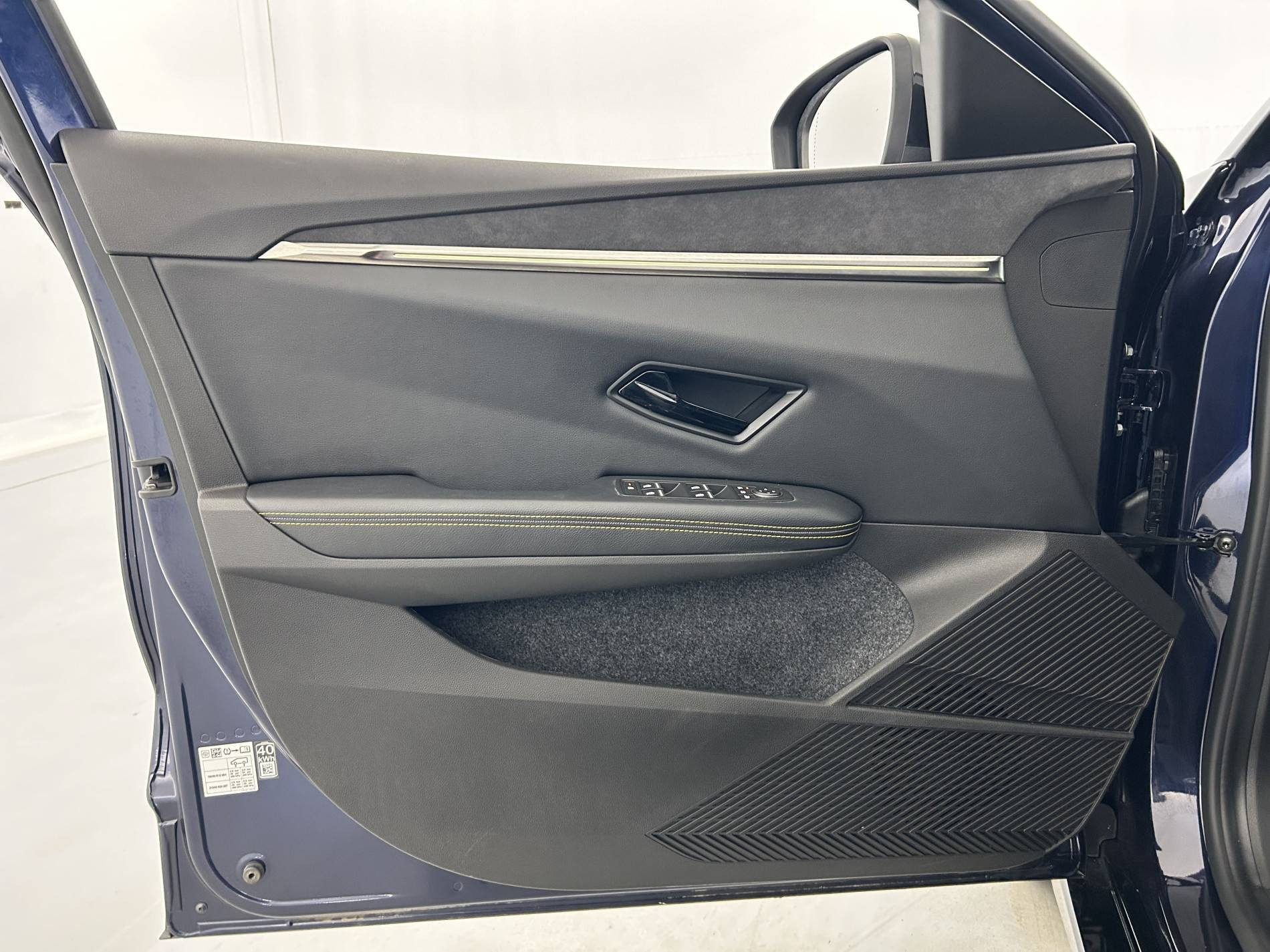 Vente en ligne Renault Megane E-Tech  EV40 130ch standard charge au prix de 18 490 €