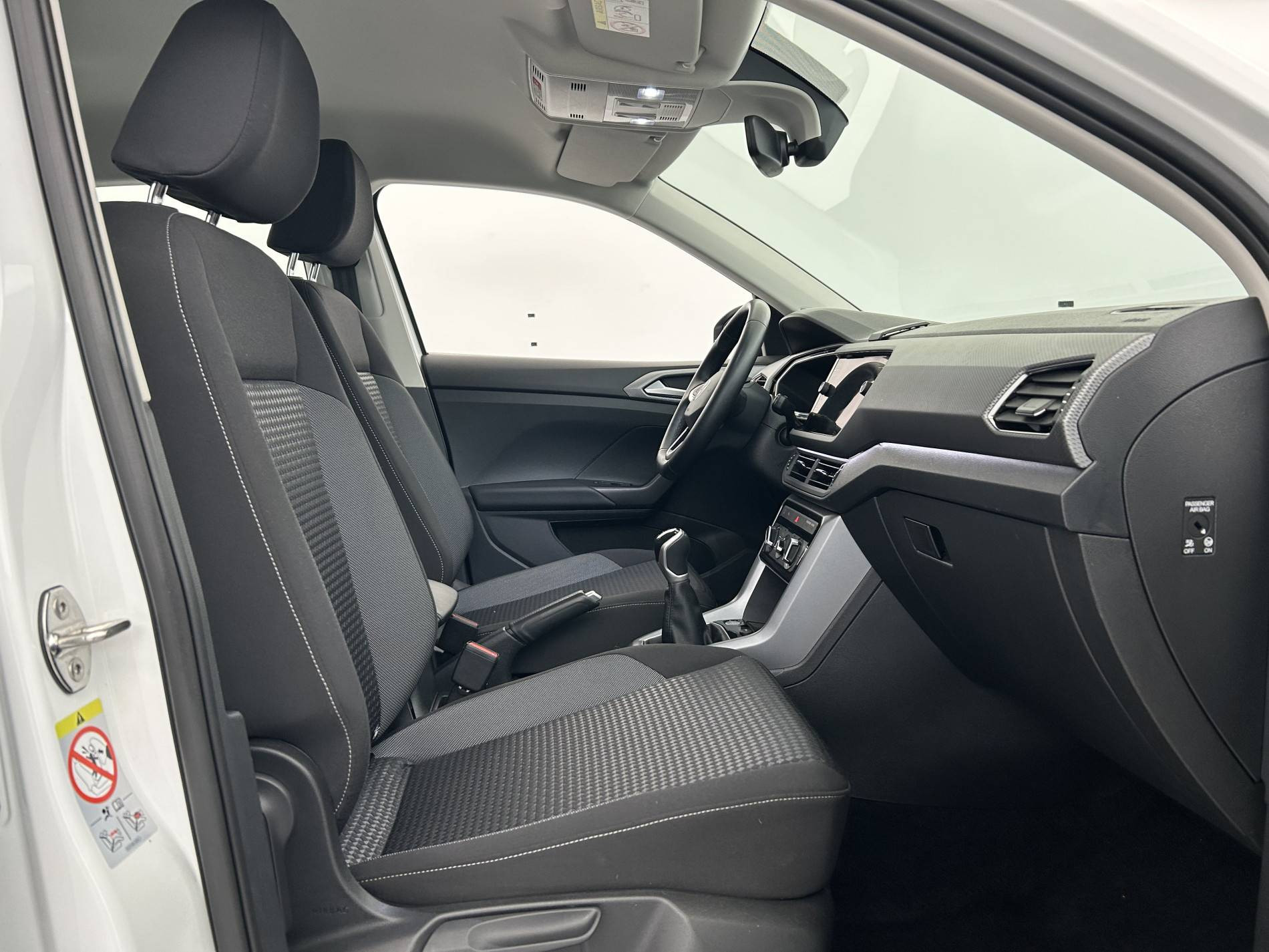 Vente en ligne Volkswagen T-Cross  1.0 TSI 110 Start/Stop BVM6 au prix de 16 790 €