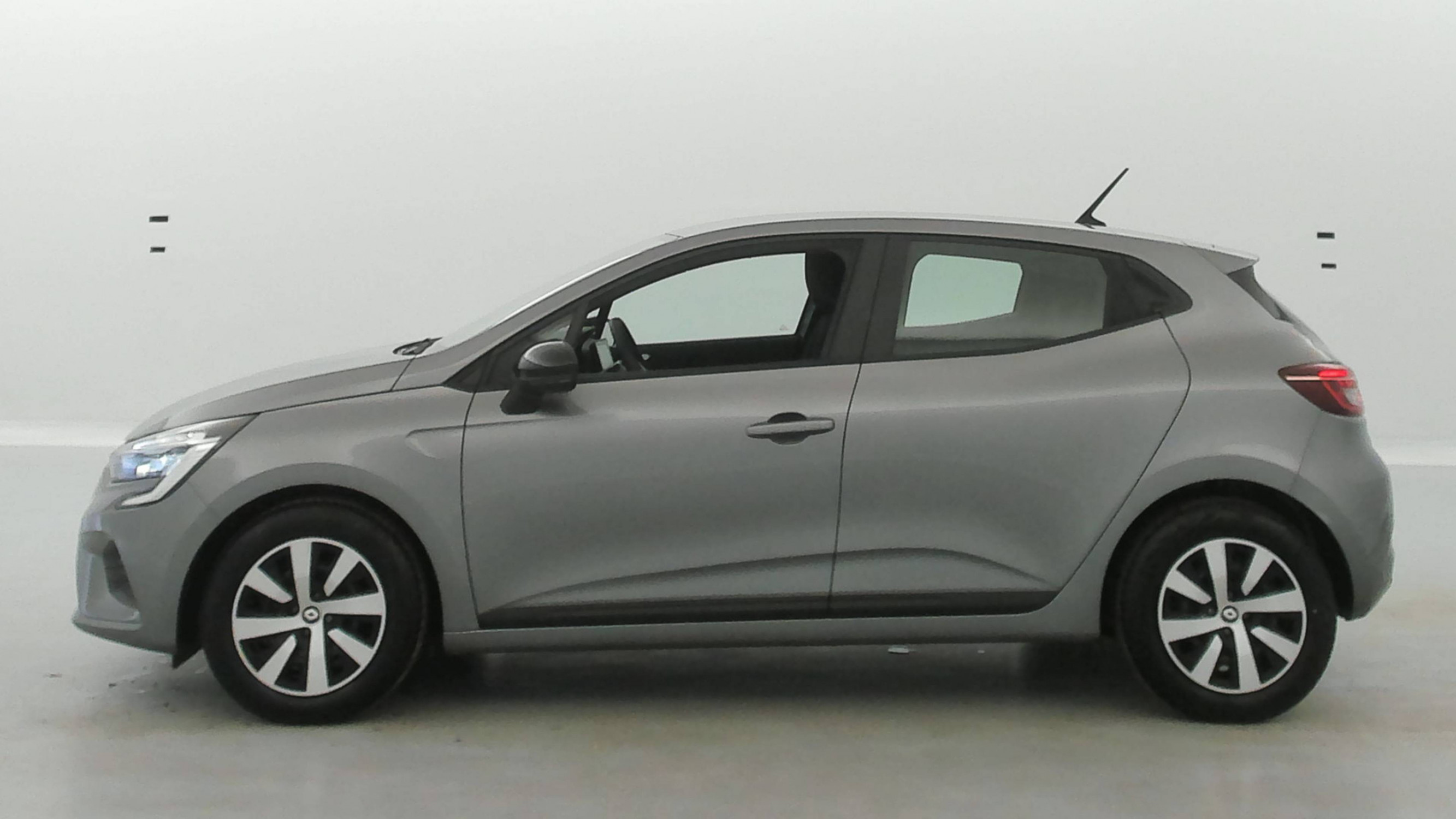 Vente en ligne Renault Clio 5 Clio TCe 90 au prix de 14 490 €