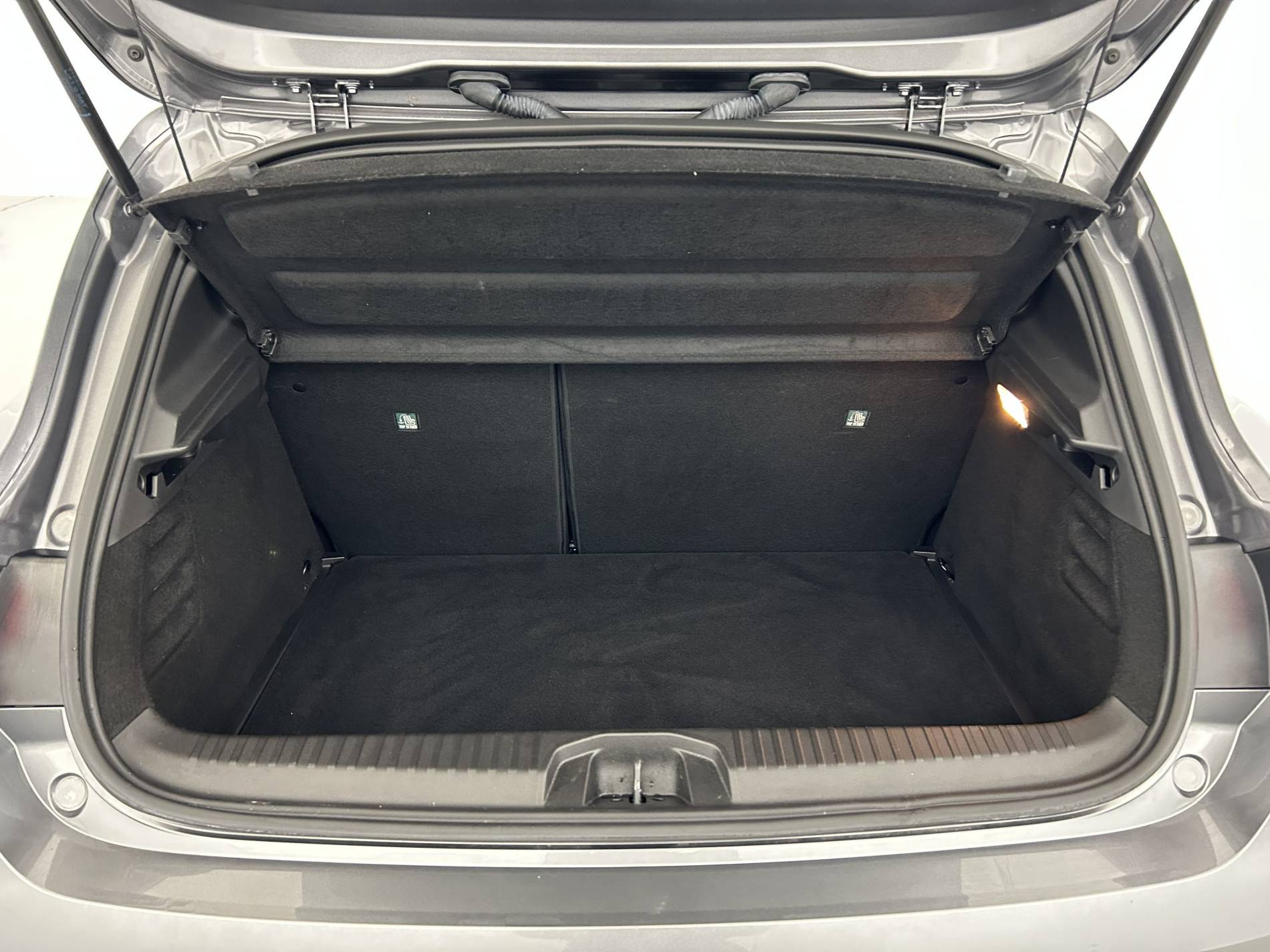 Vente en ligne Renault Clio 5 Clio TCe 90 au prix de 14 990 €