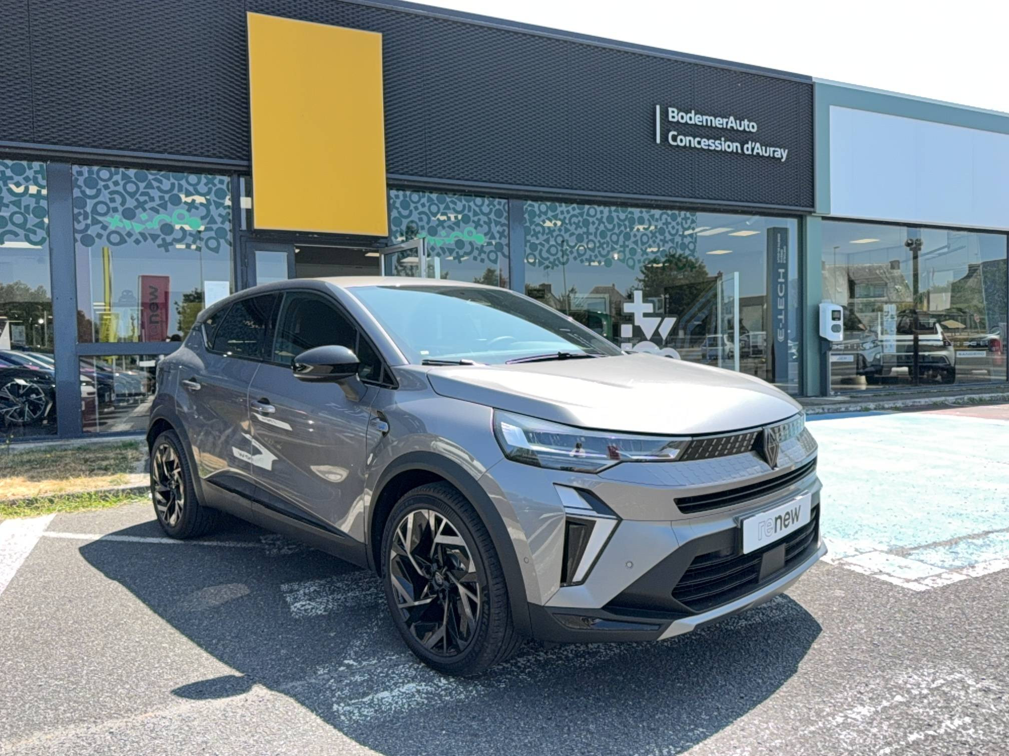 Vente en ligne Renault Captur  E-Tech full hybrid 160 ch au prix de 32 490 €