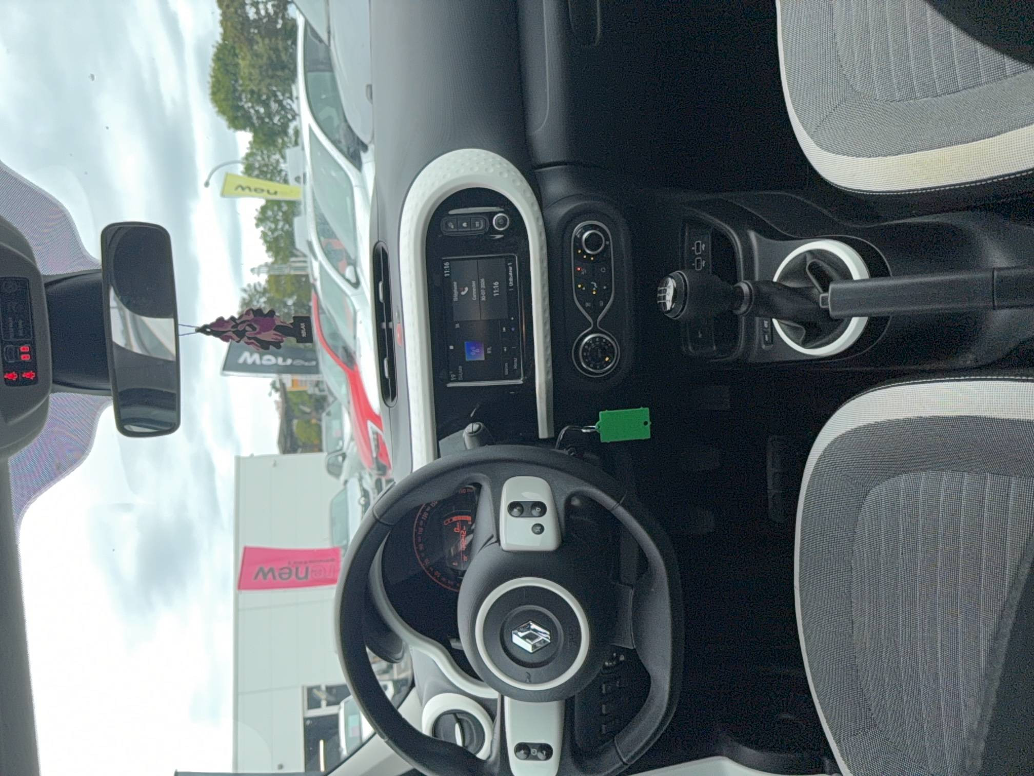 Vente en ligne Renault Twingo 3  SCe 65 au prix de 10 990 €