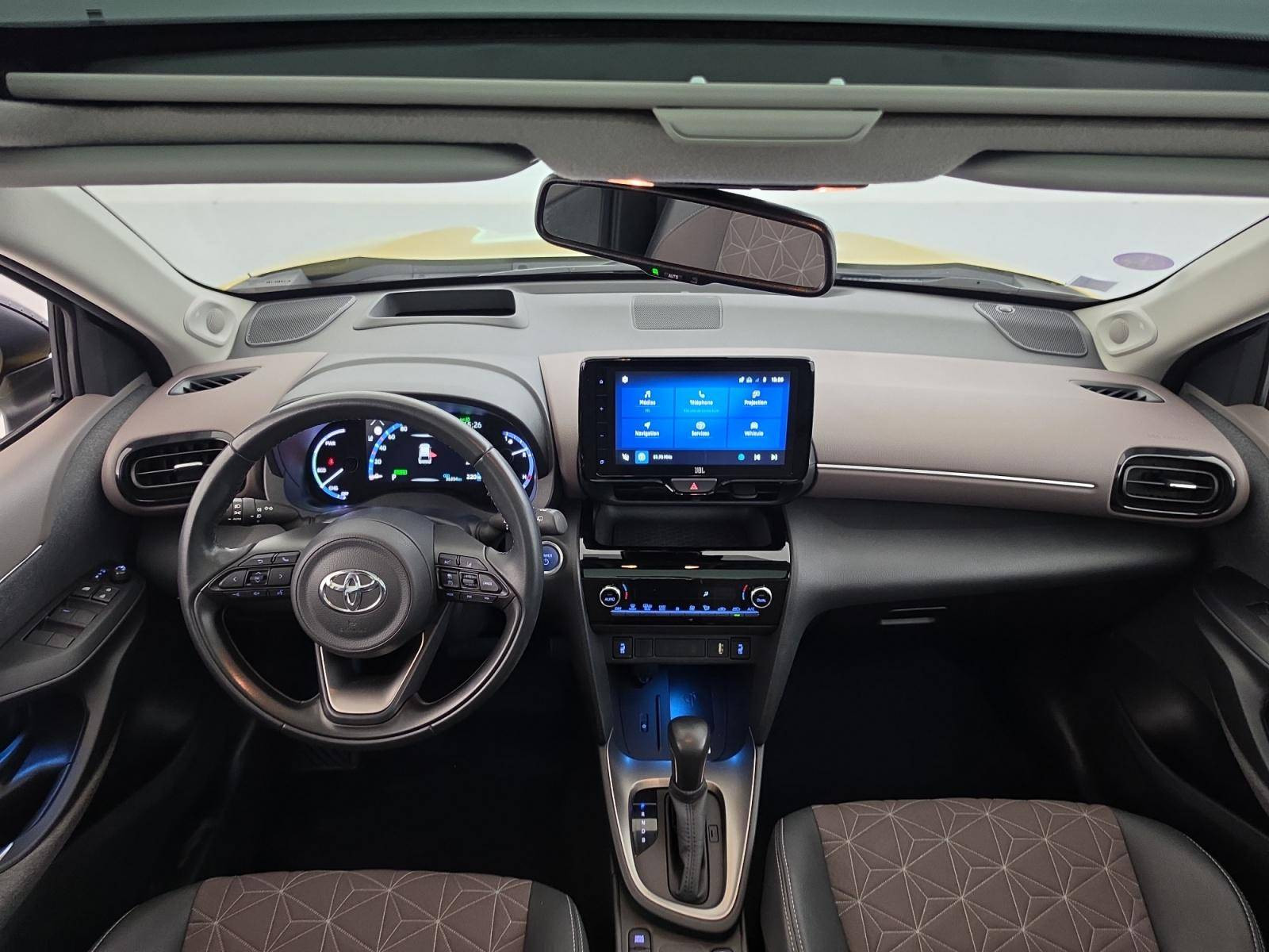 Vente en ligne Toyota Yaris Cross  116h 2WD au prix de 20 490 €