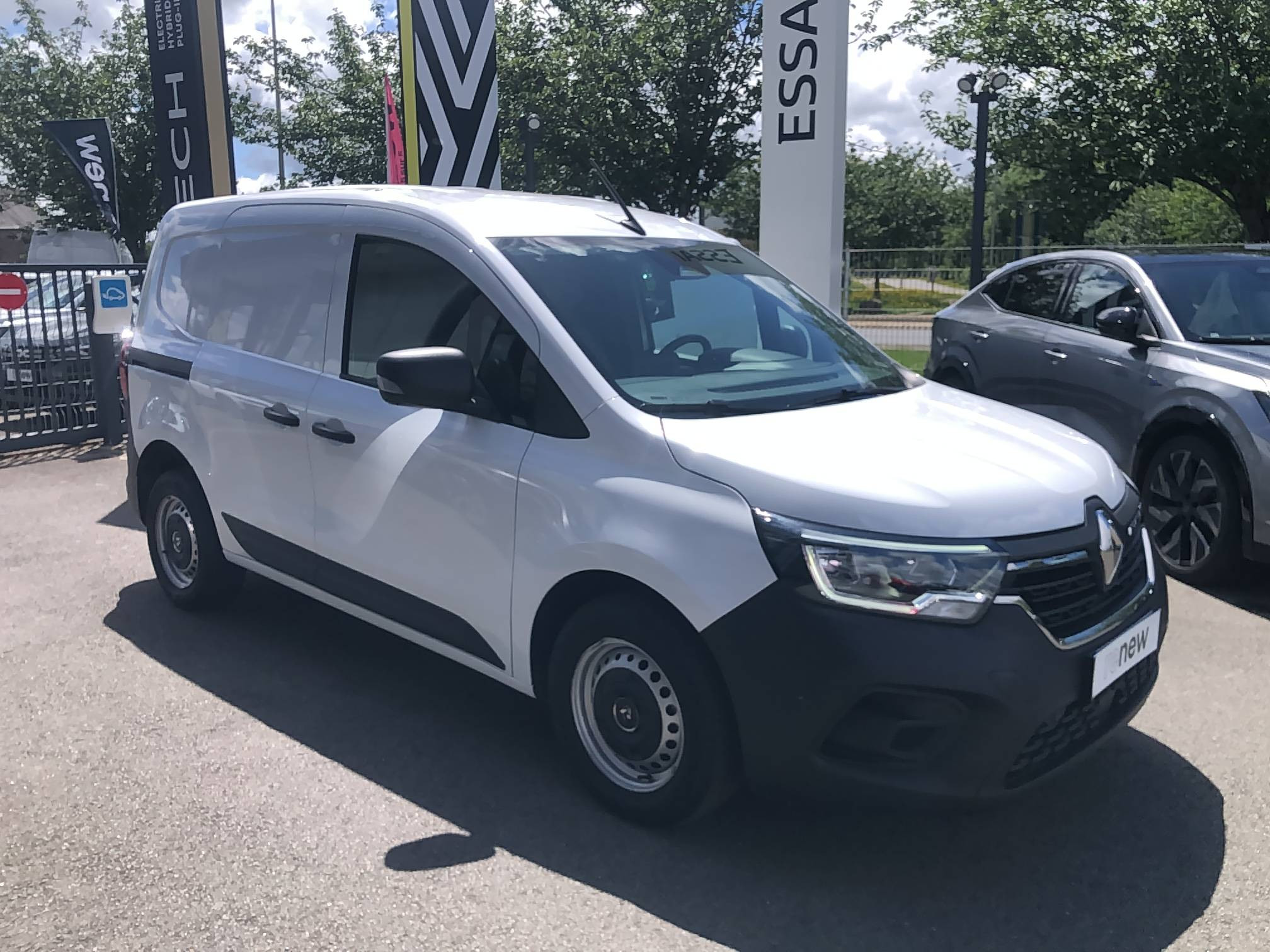 Vente en ligne Renault Kangoo Van  BLUE DCI 95 au prix de 18 990 €