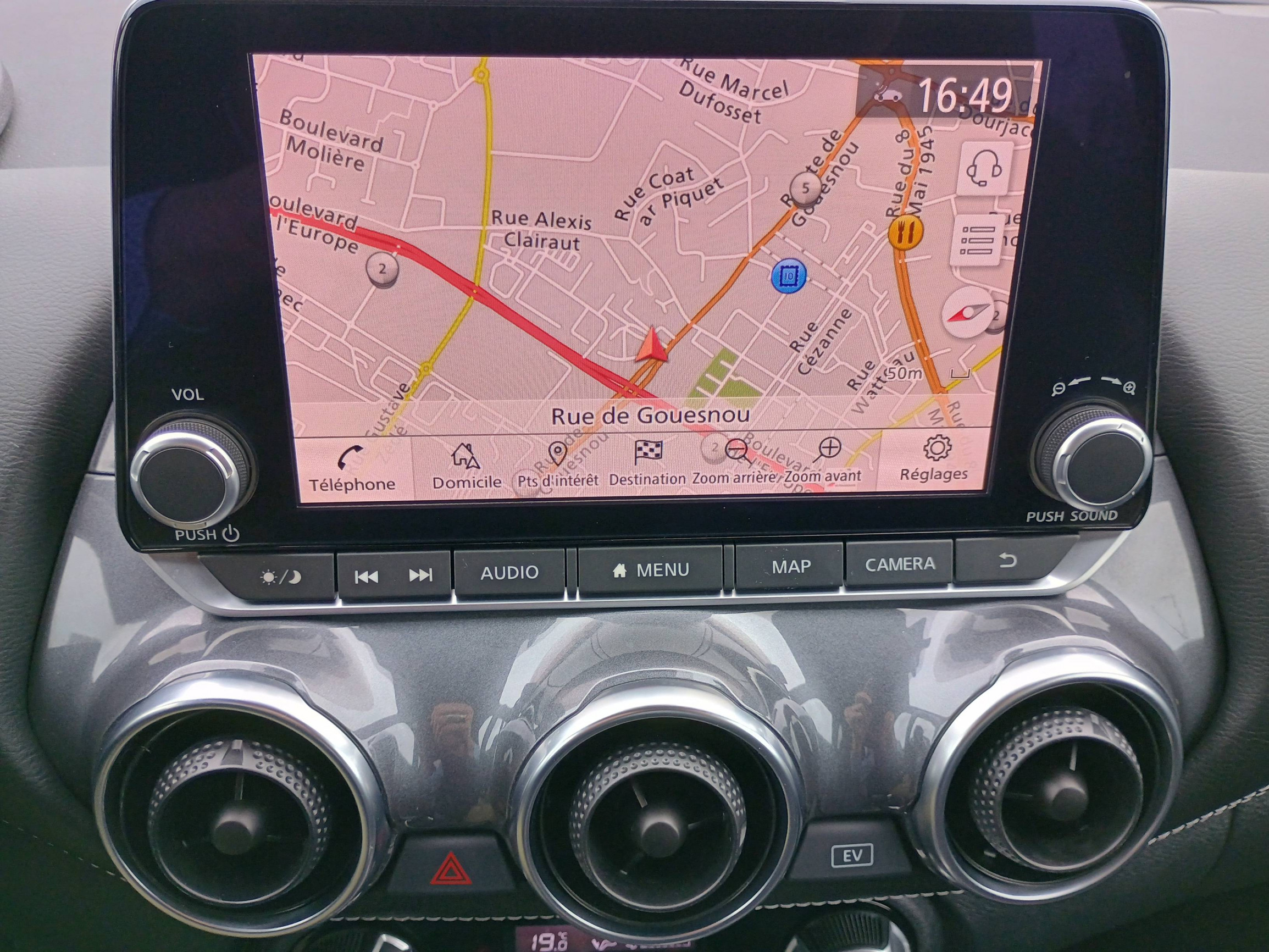 Vente en ligne Nissan Juke Juke HYBRID 143 au prix de 19 900 €