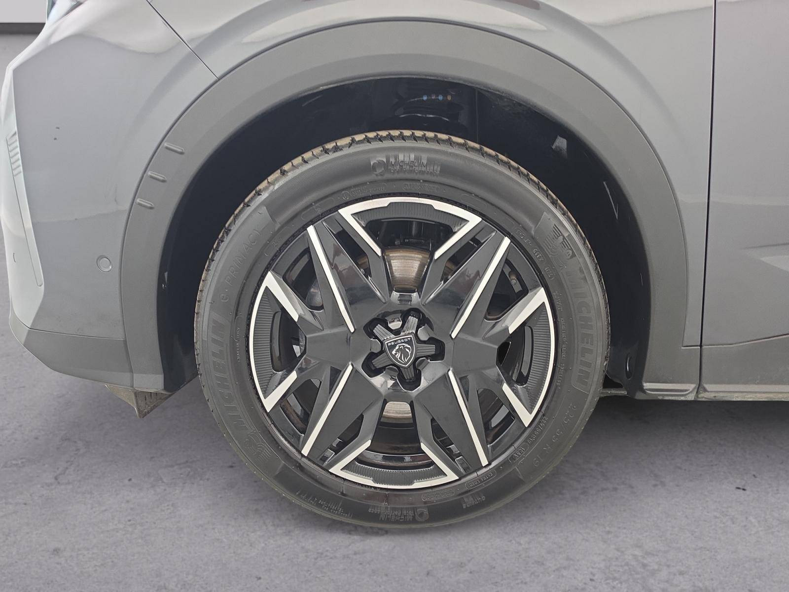 Vente en ligne Peugeot 5008  Hybrid 145 ch e-DCS6 au prix de 30 890 €