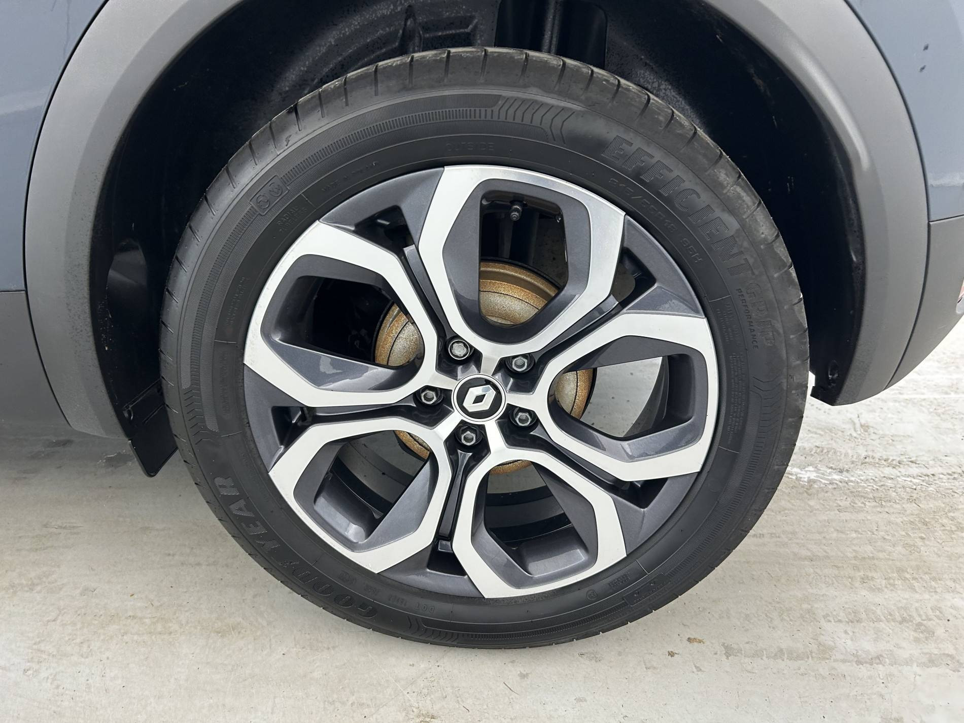 Vente en ligne Renault Captur  mild hybrid 160 EDC au prix de 20 490 €