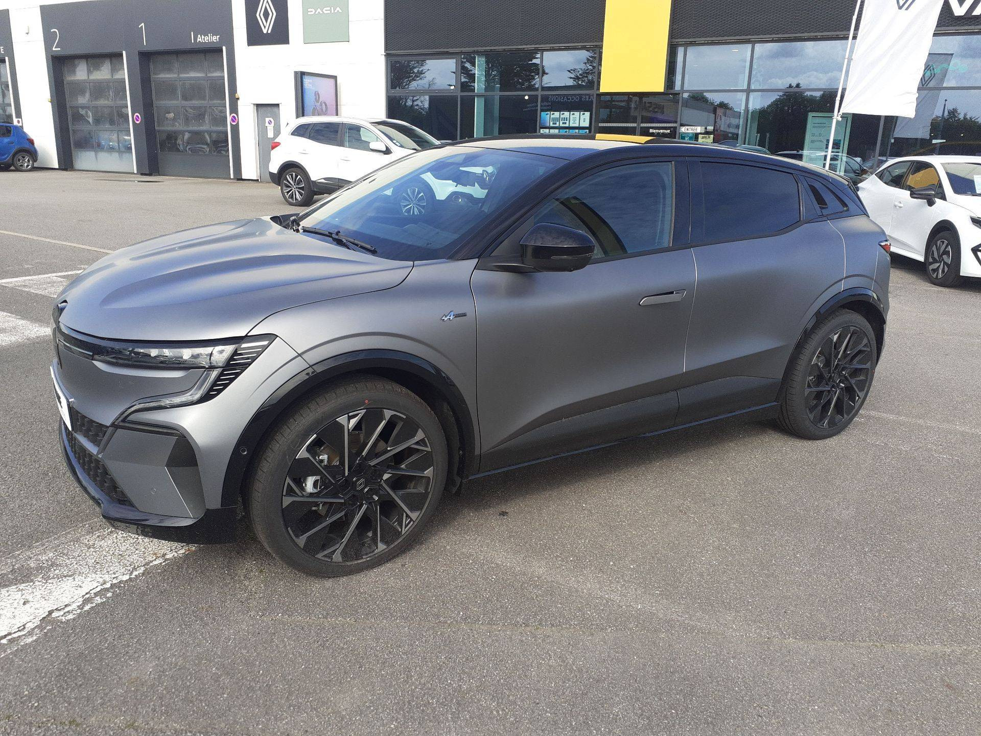 Vente en ligne Renault Megane E-Tech  220 ch autonomie confort au prix de 41 500 €