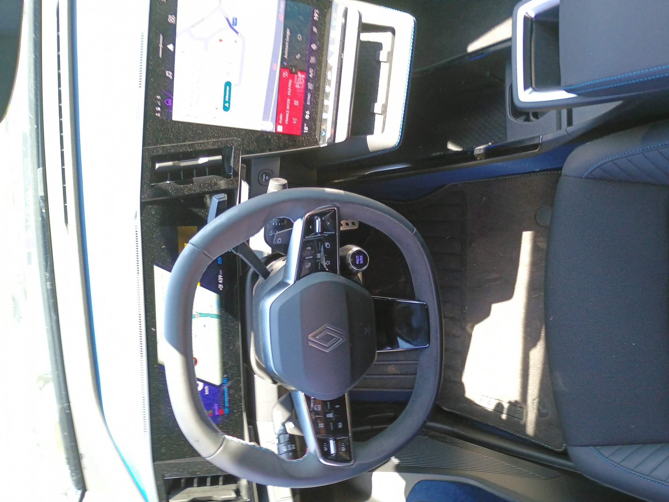 Vente en ligne Renault Scenic E-Tech  220 ch grande autonomie au prix de 45 999 €