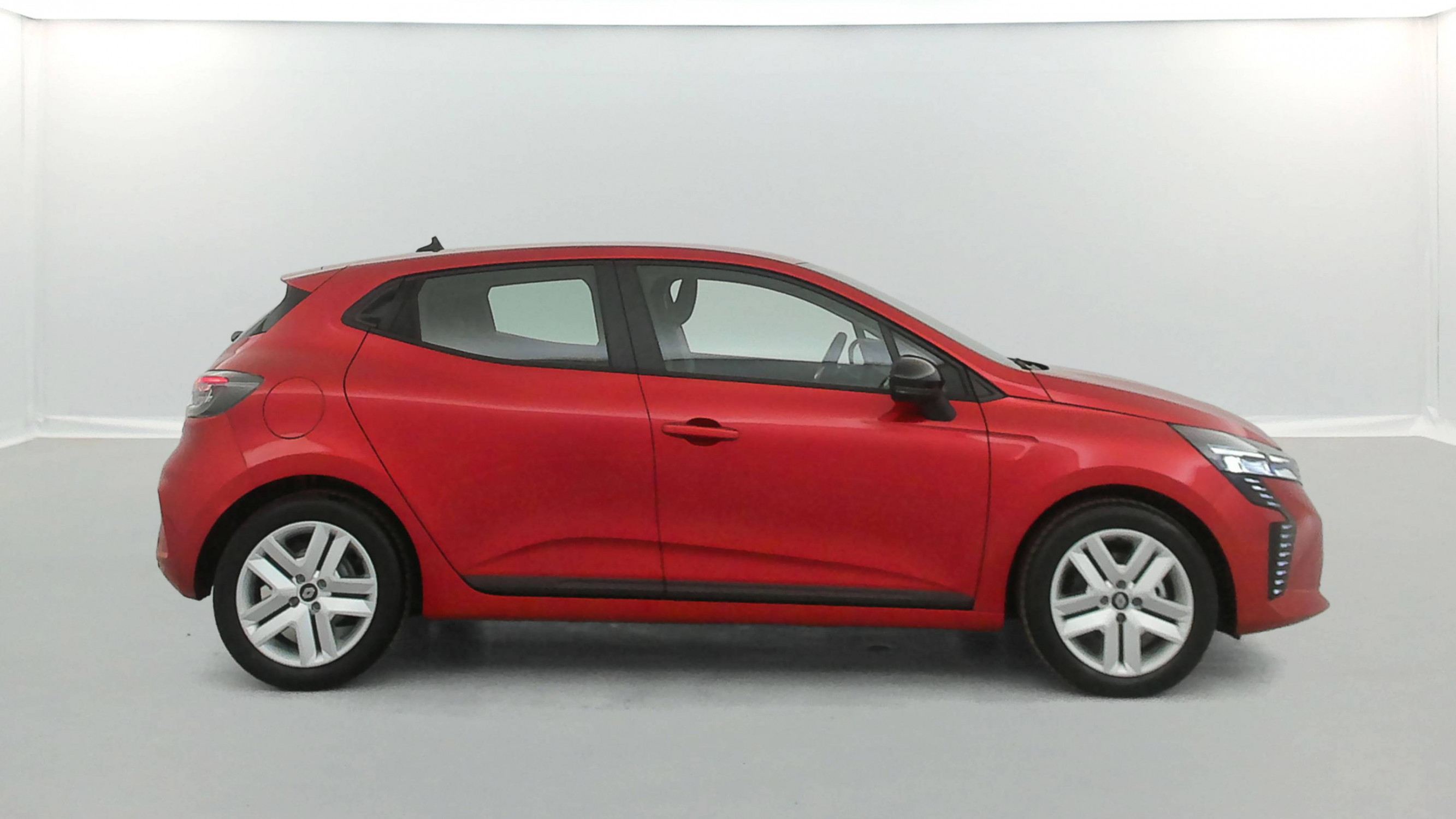 Vente en ligne Renault Clio 5 Clio E-Tech full hybrid 145 ch GSR2 au prix de 19 990 €
