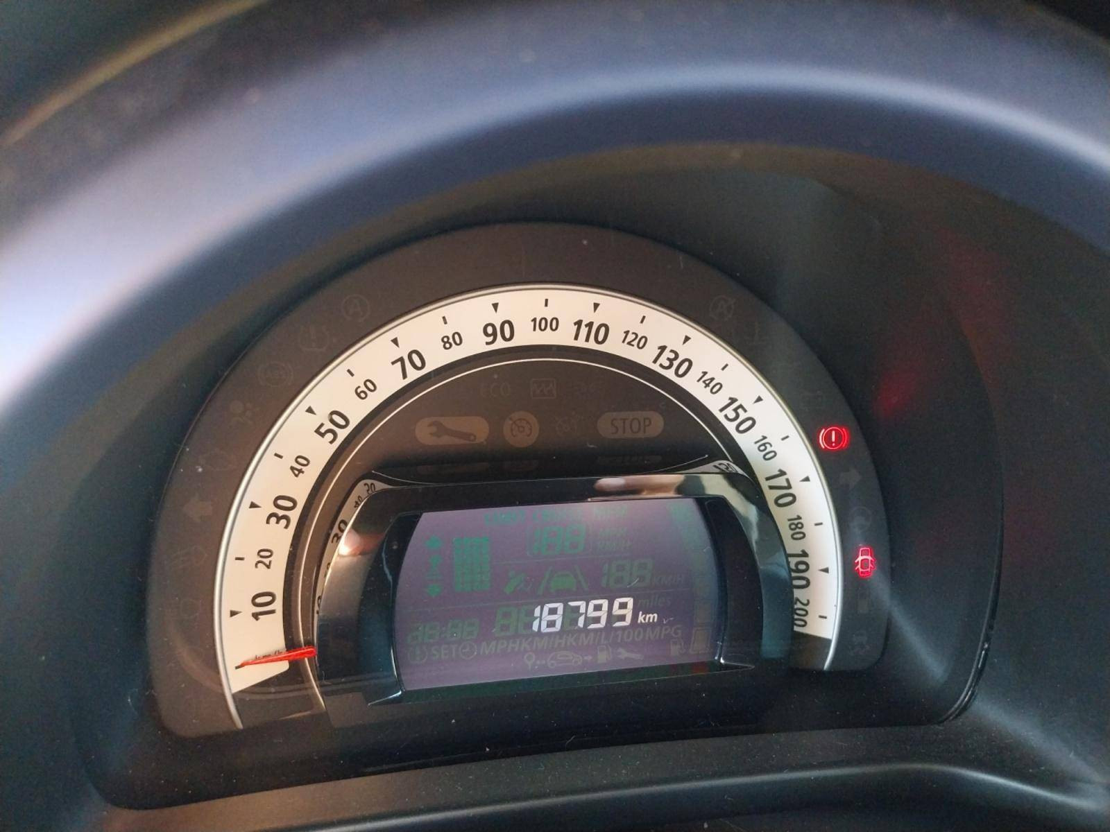 Vente en ligne Renault Twingo 3  0.9 TCe 90 au prix de 12 490 €