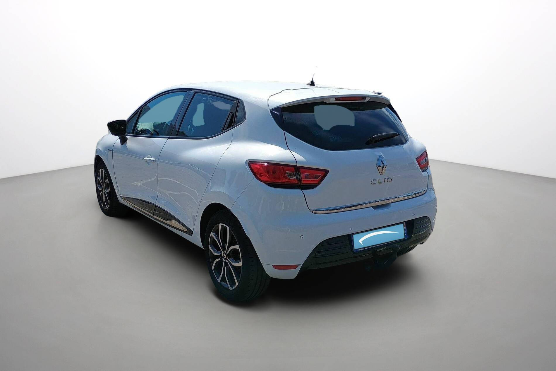 Vente en ligne Renault Clio 4 Clio TCe 75 E6C au prix de 9 790 €