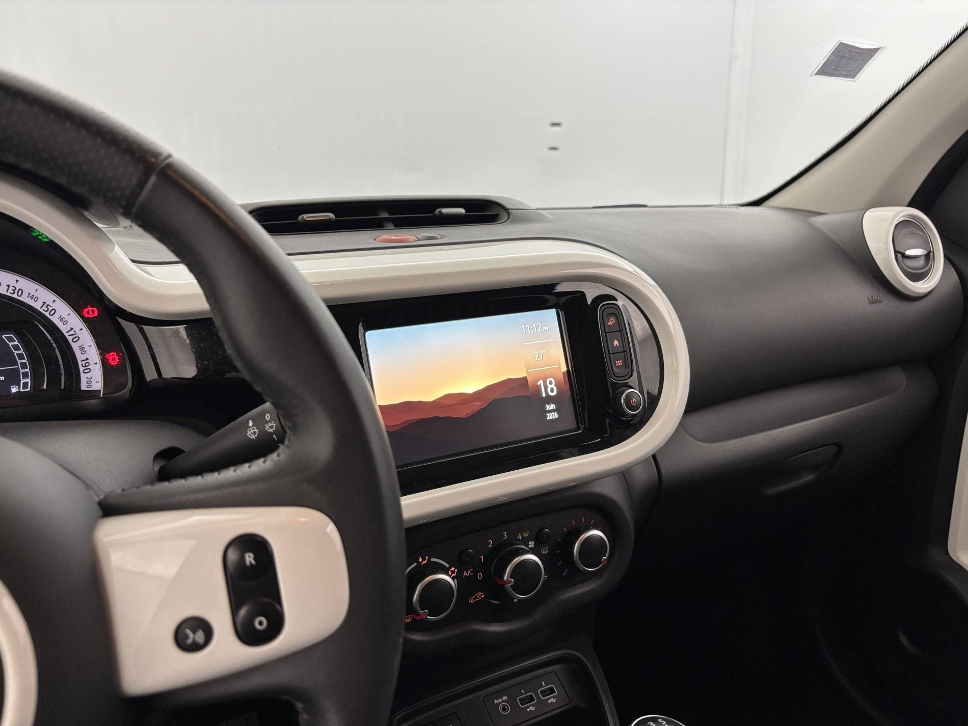 Vente en ligne Renault Twingo 3  TCe 95 au prix de 11 990 €