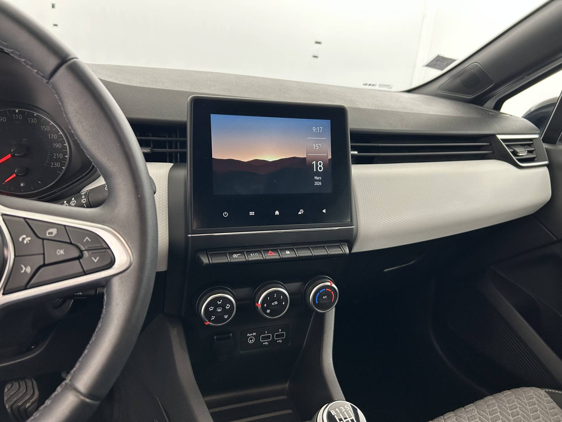 Vente en ligne Renault Clio 5 Clio TCe 90 - 21N au prix de 14 390 €