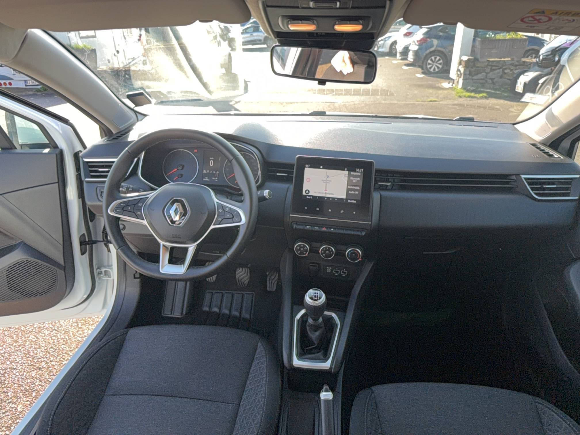 Vente en ligne Renault Clio 5 Clio Blue dCi 115 au prix de 13 990 €