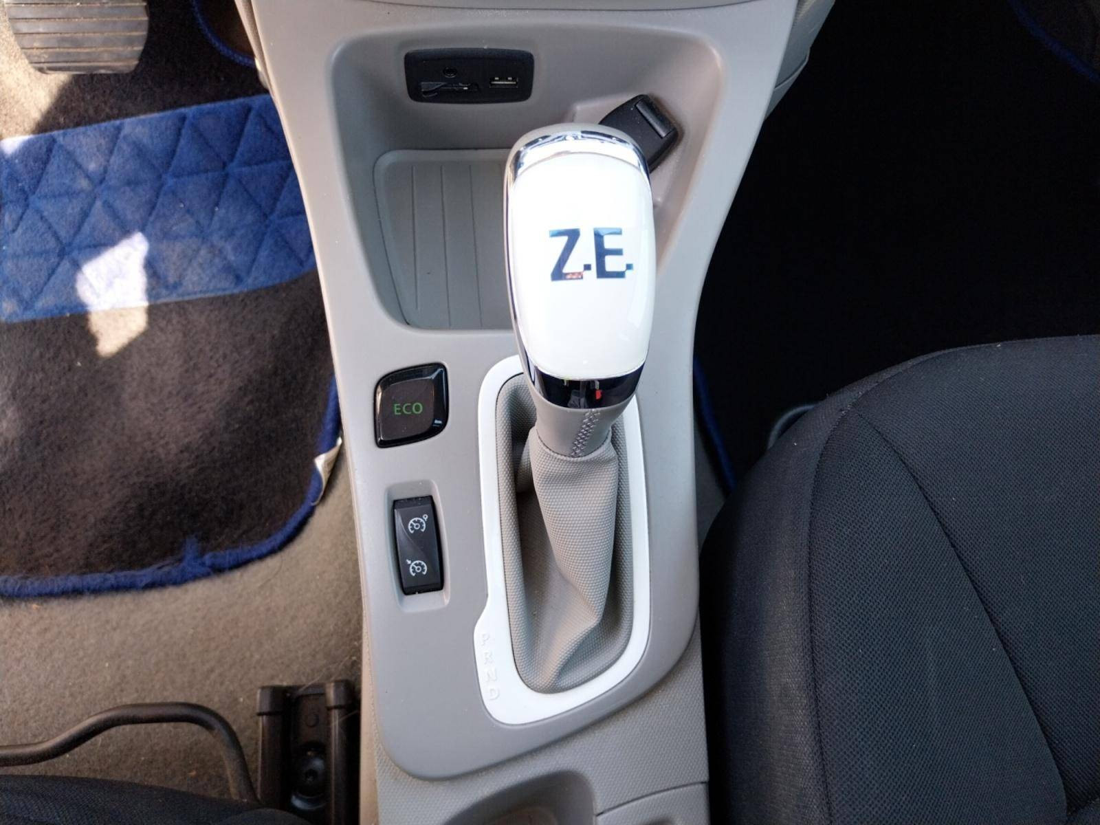 Vente en ligne Renault Zoé  - Achat intégral au prix de 8 000 €