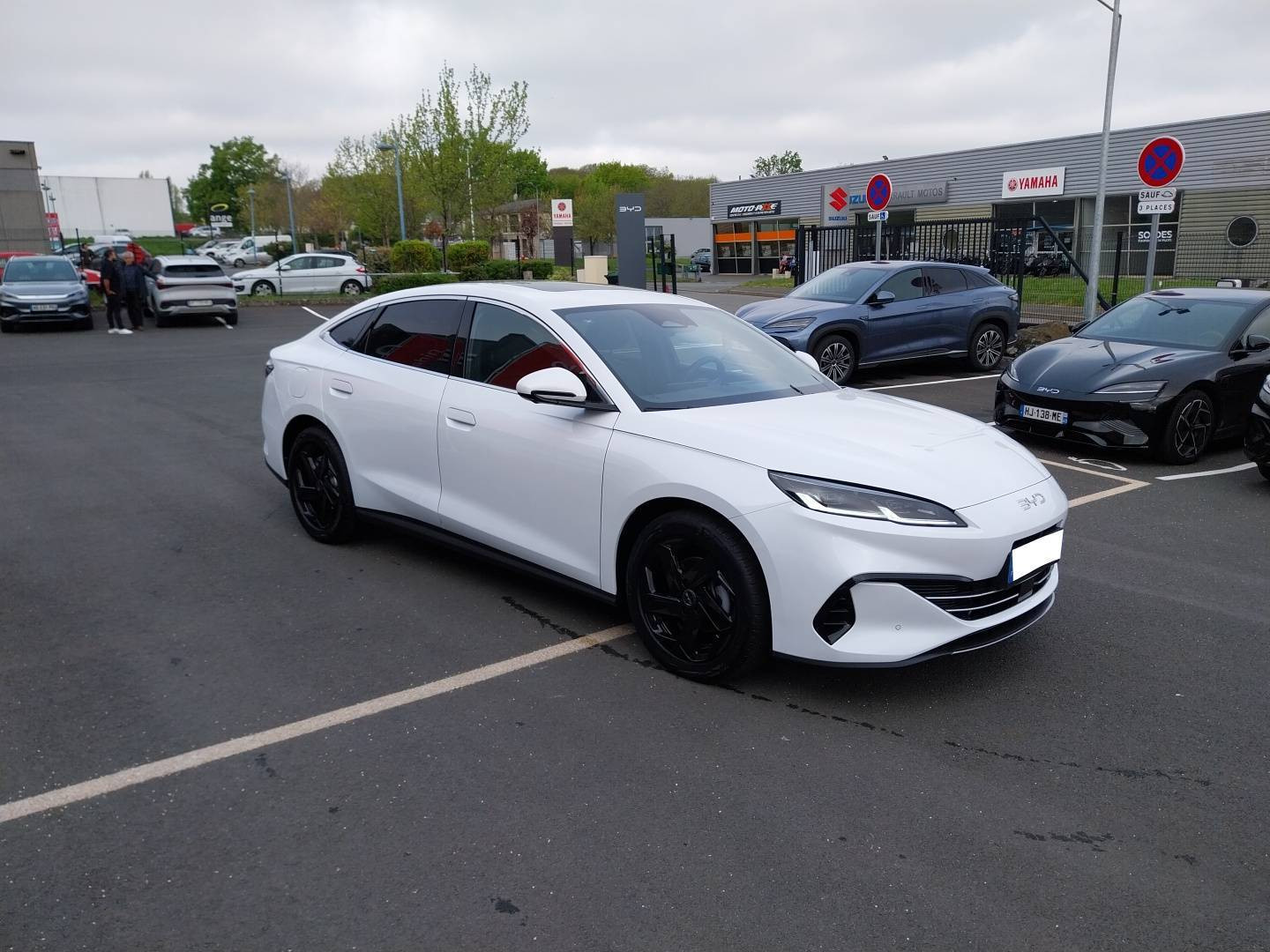 Vente en ligne Byd Seal 6 DM-i  1.5l DM-i 156 kW PHEV au prix de 33 190 €