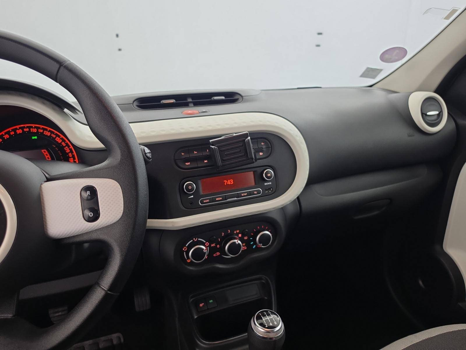 Vente en ligne Renault Twingo 3  TCe 95 au prix de 10 990 €
