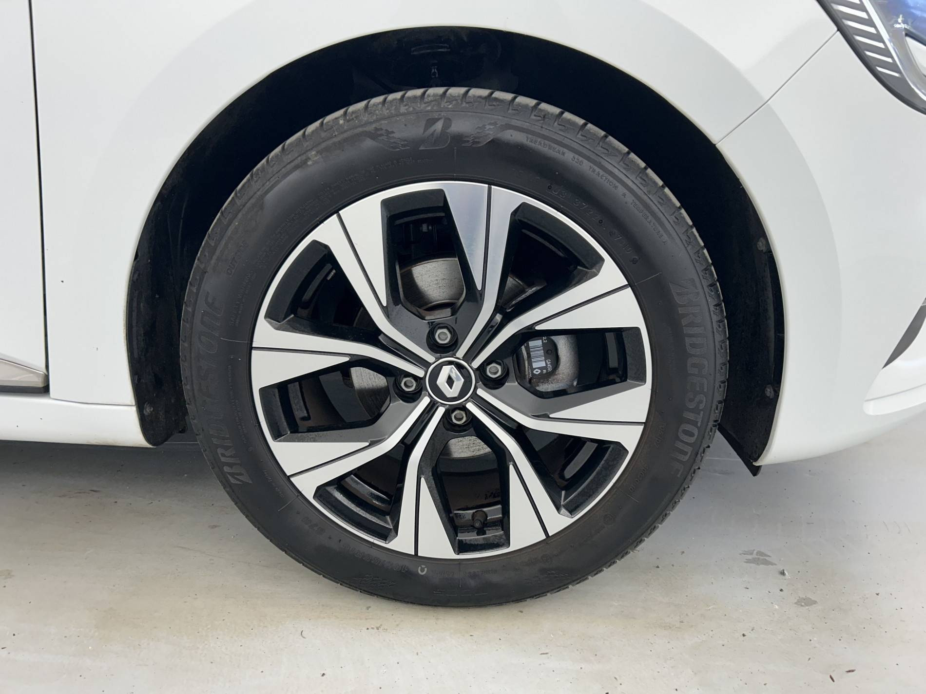 Vente en ligne Renault Clio 5 Clio SCe 65 au prix de 14 491 €