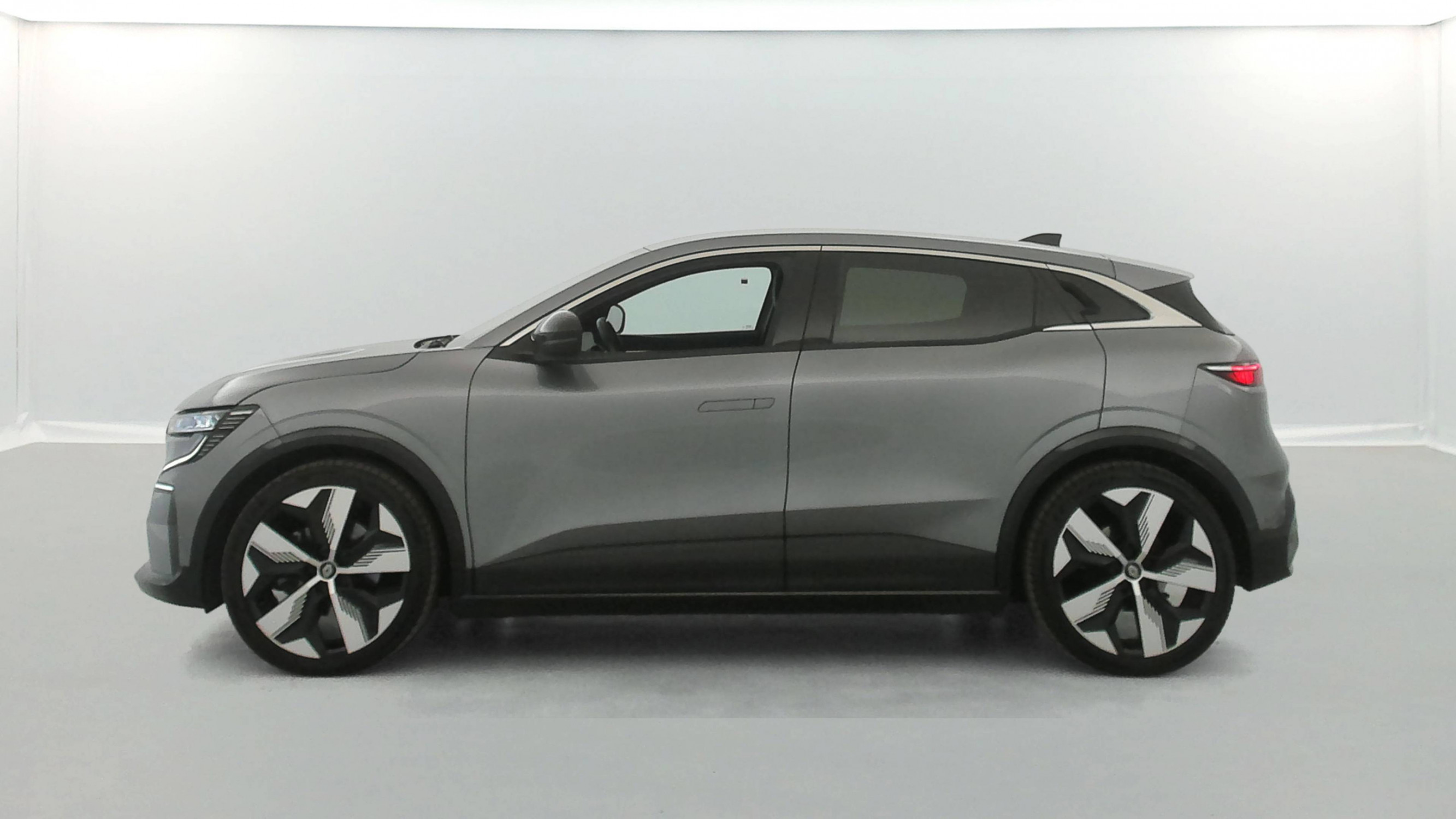 Vente en ligne Renault Megane E-Tech  EV60 220 ch super charge au prix de 24 790 €