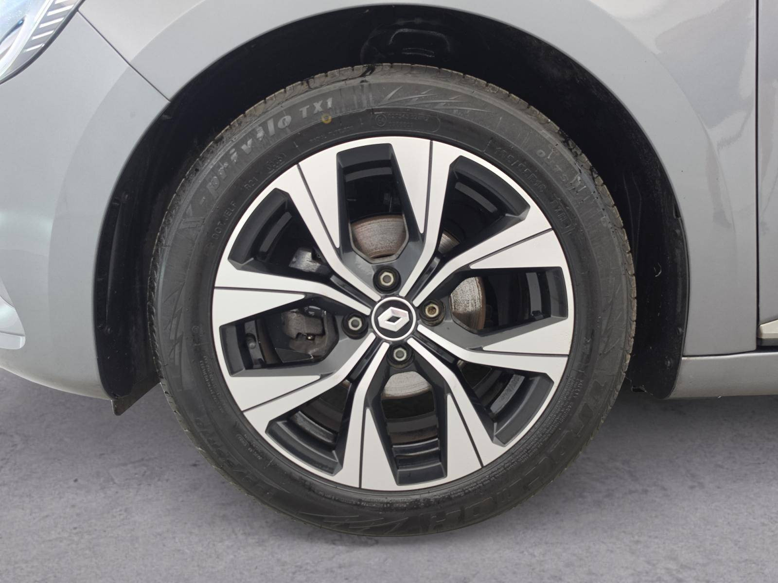 Vente en ligne Renault Clio 5 Clio TCe 90 au prix de 14 390 €