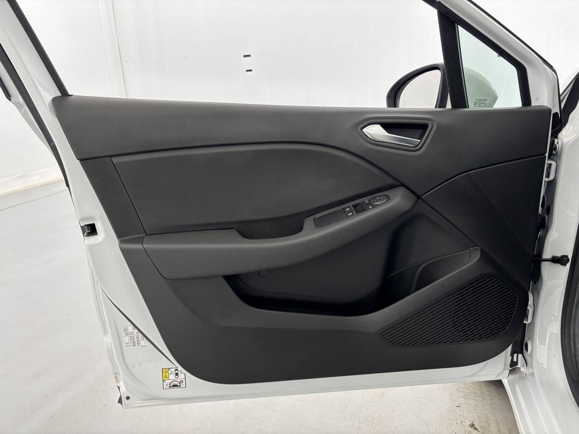 Vente en ligne Renault Clio 5 Clio TCe 90 - 21 au prix de 13 990 €