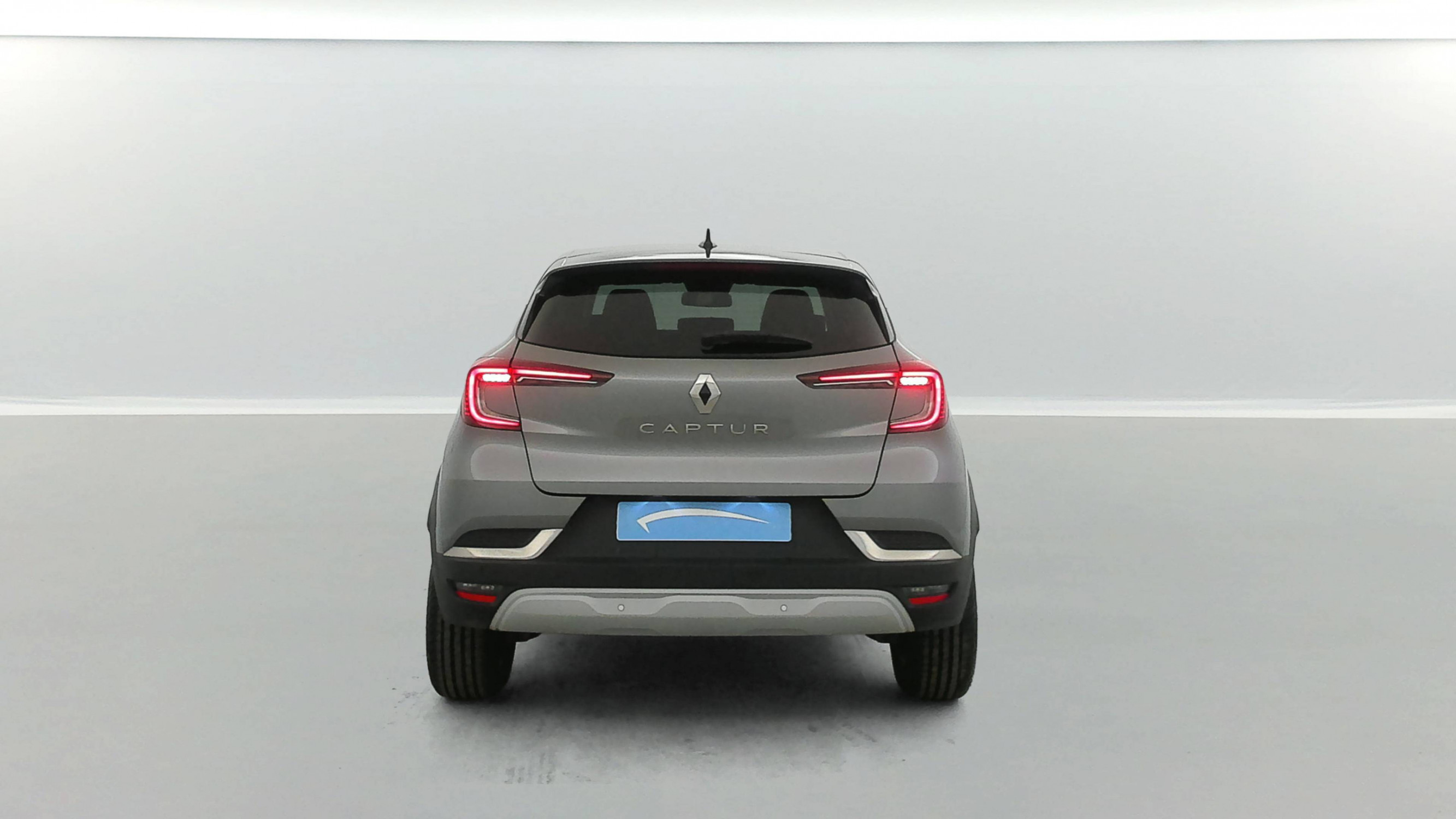 Vente en ligne Renault Captur  mild hybrid 140 au prix de 17 990 €