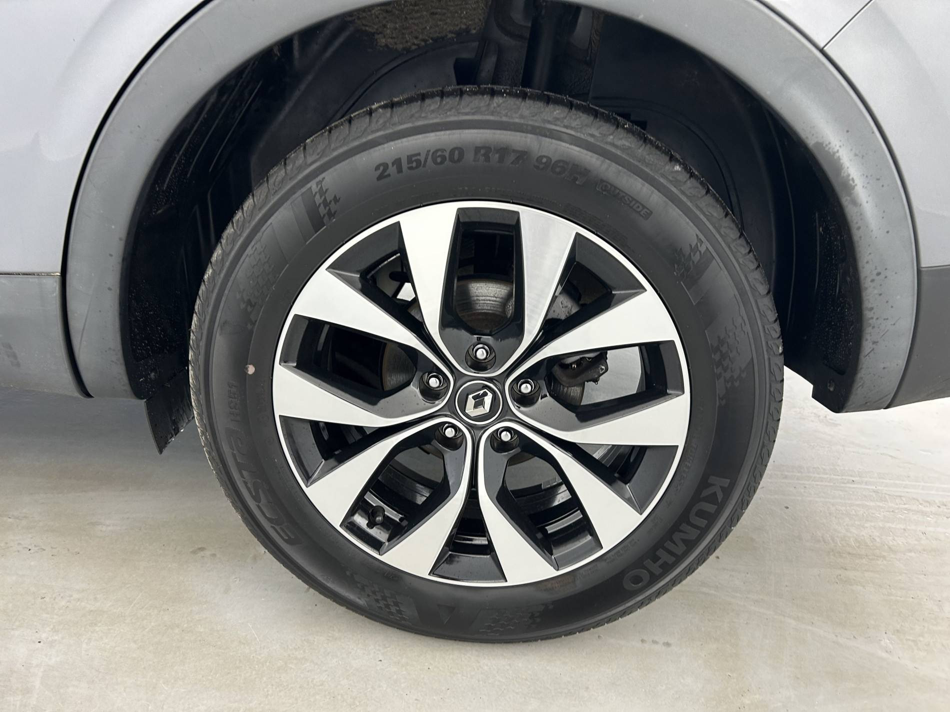 Vente en ligne Renault Arkana  mild hybrid 140 EDC FAP - 22 au prix de 18 490 €