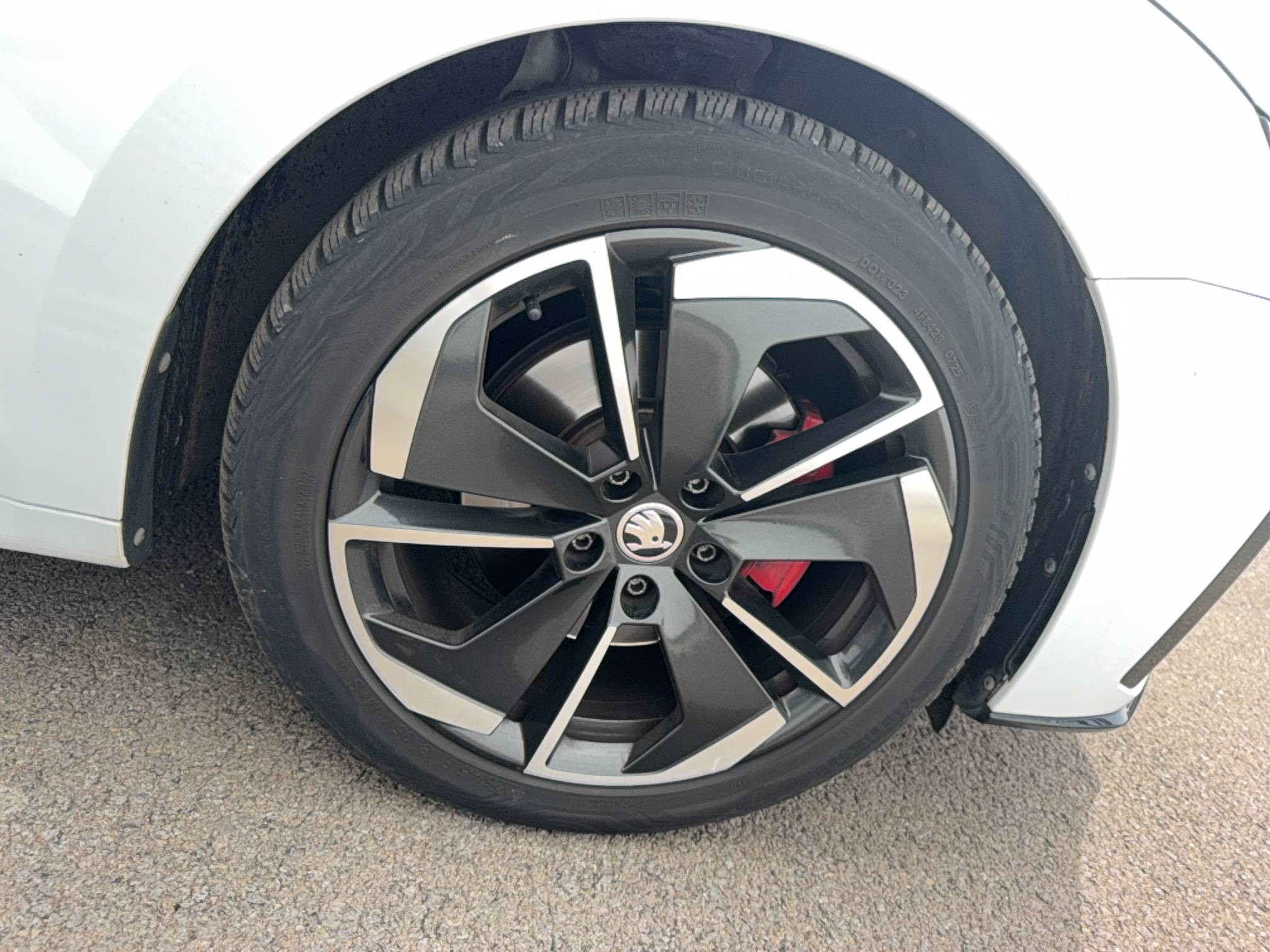 Vente en ligne Skoda Octavia Combi  2.0 TDI 200 ch DSG7 au prix de 29 900 €