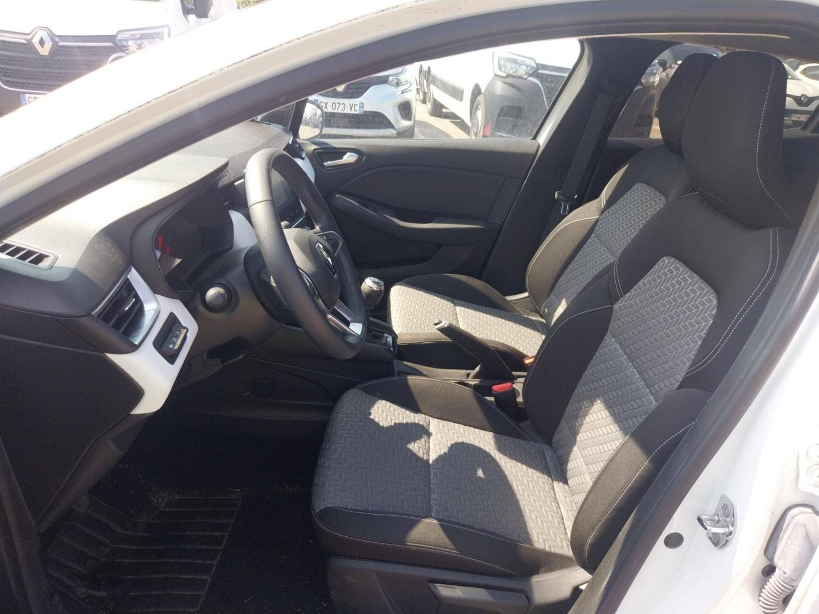 Vente en ligne Renault Clio 5 Clio TCe 90 au prix de 13 900 €