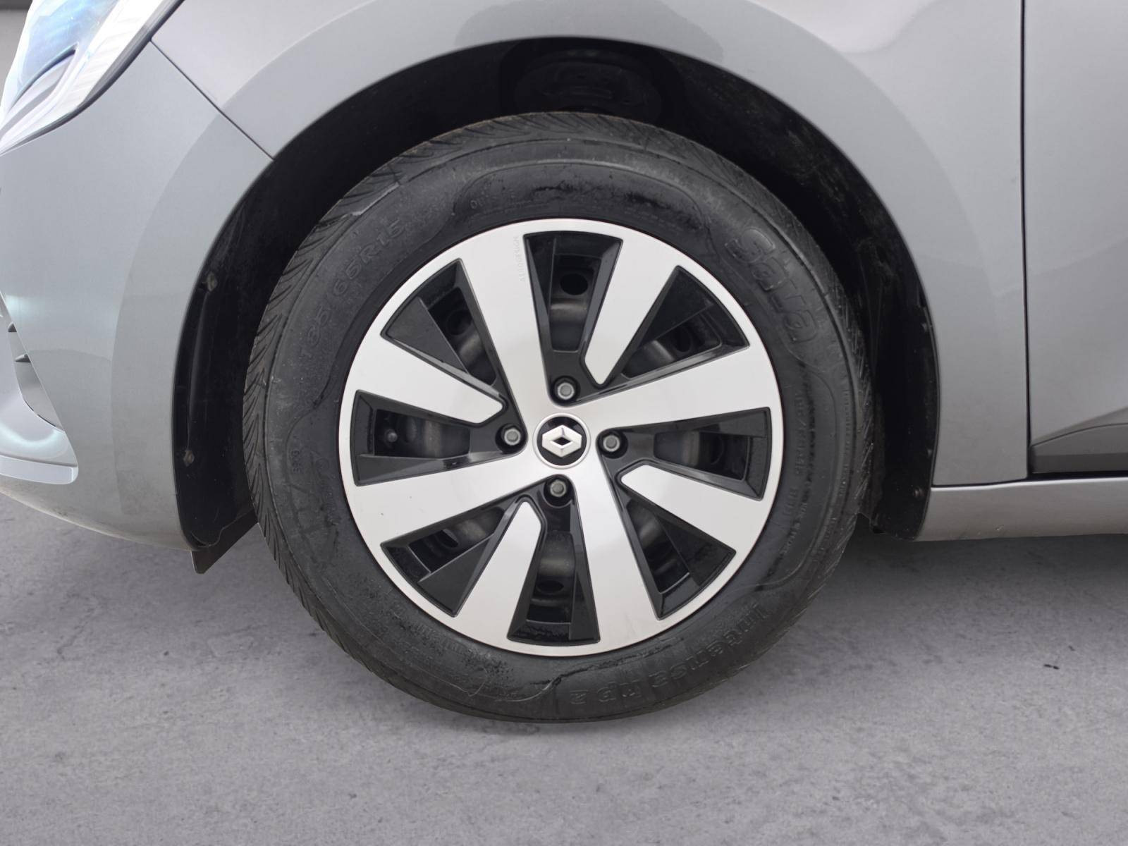 Vente en ligne Renault Clio 5 Clio TCe 90 au prix de 14 790 €