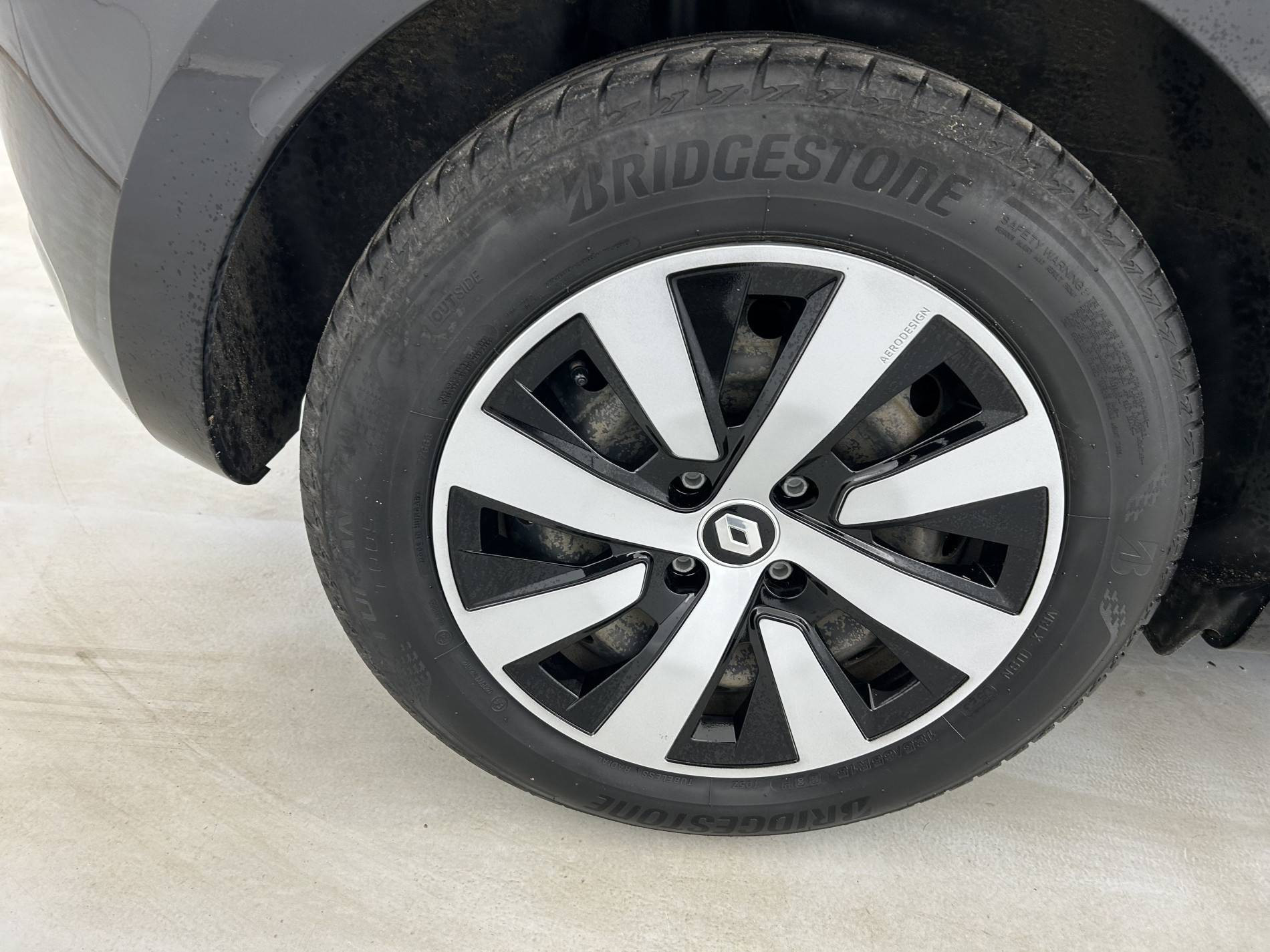 Vente en ligne Renault Clio 5 Clio TCe 90 au prix de 13 990 €