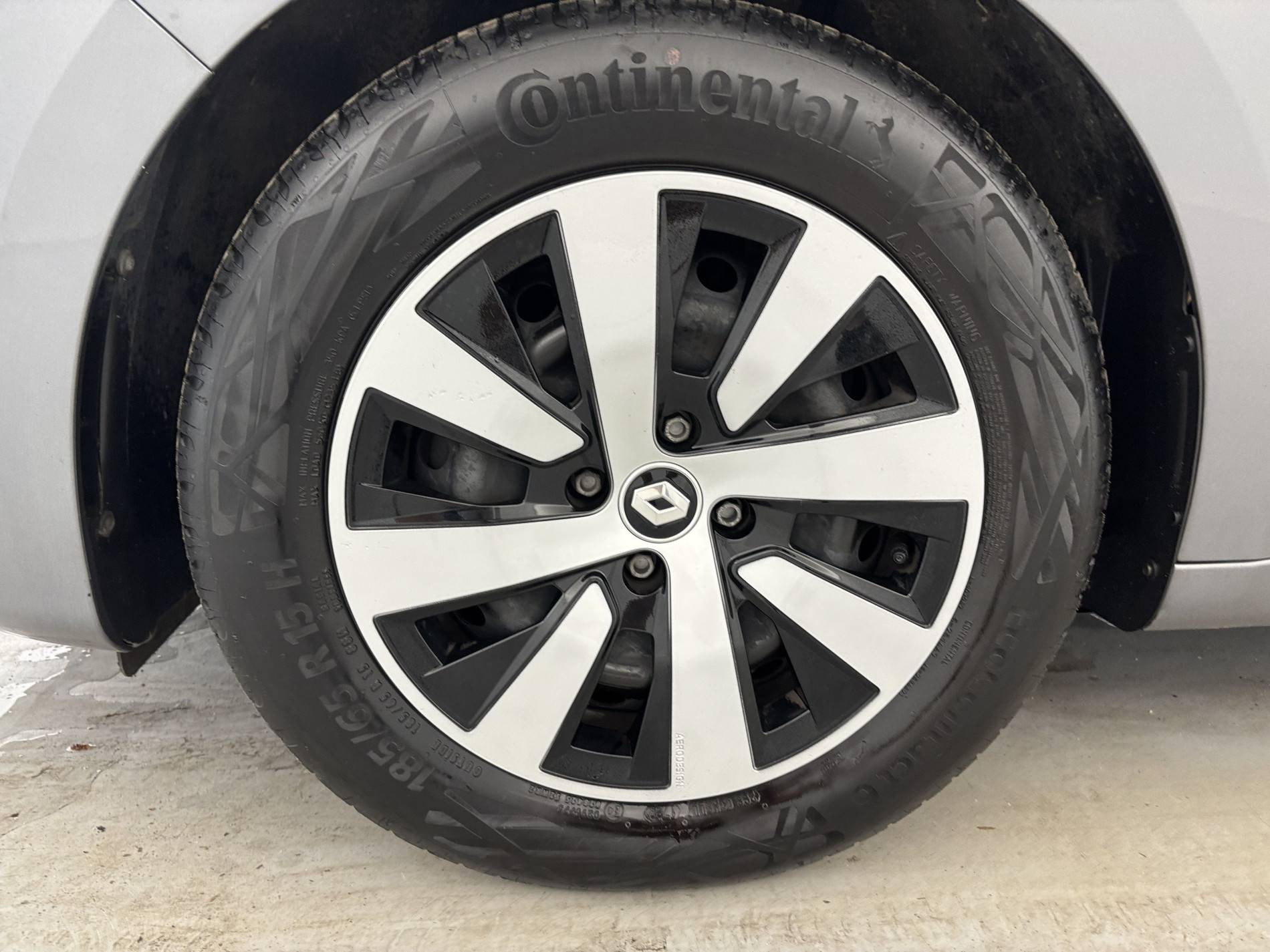 Vente en ligne Renault Clio 5 Clio TCe 90 au prix de 14 490 €