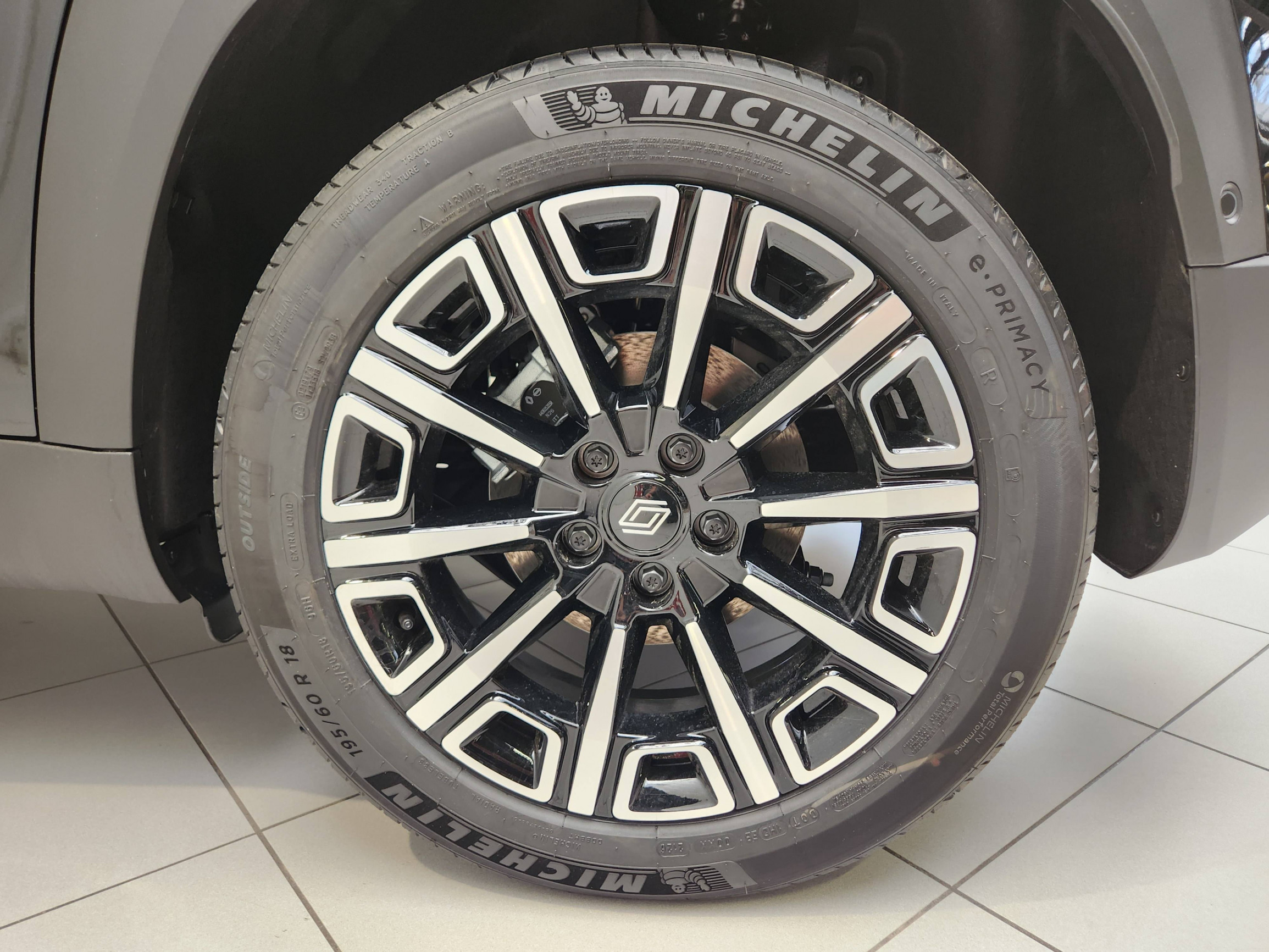 Vente en ligne Renault R4 E-Tech  150 ch autonomie confort au prix de 38 190 €