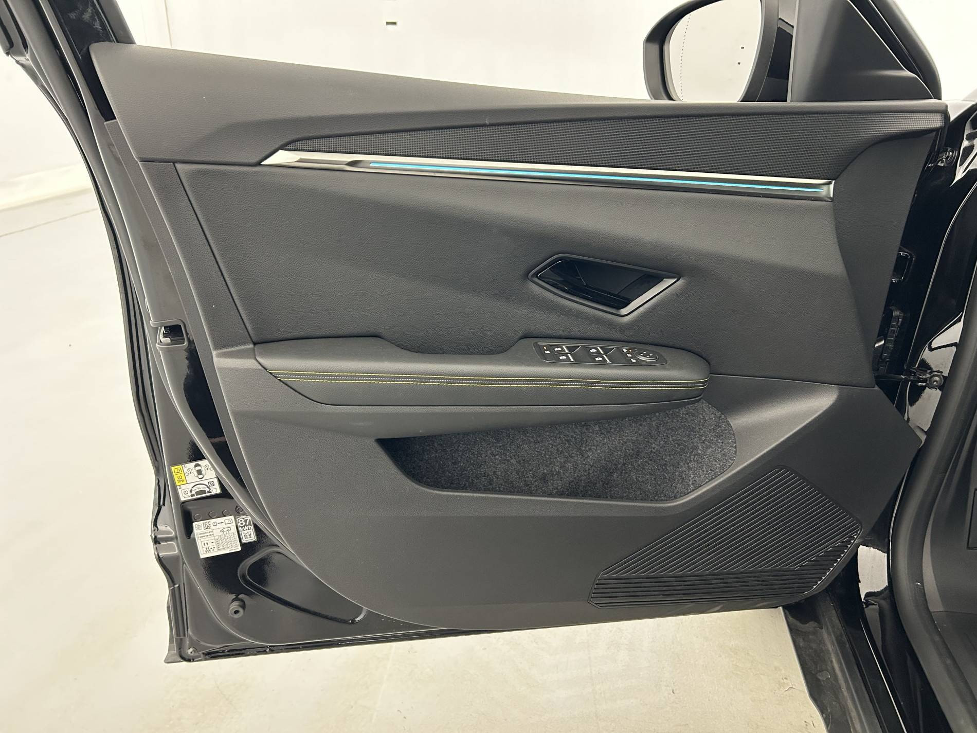 Vente en ligne Renault Scenic E-Tech Scenic E-Tech électrique 220 ch grande autonomie au prix de 37 670 €