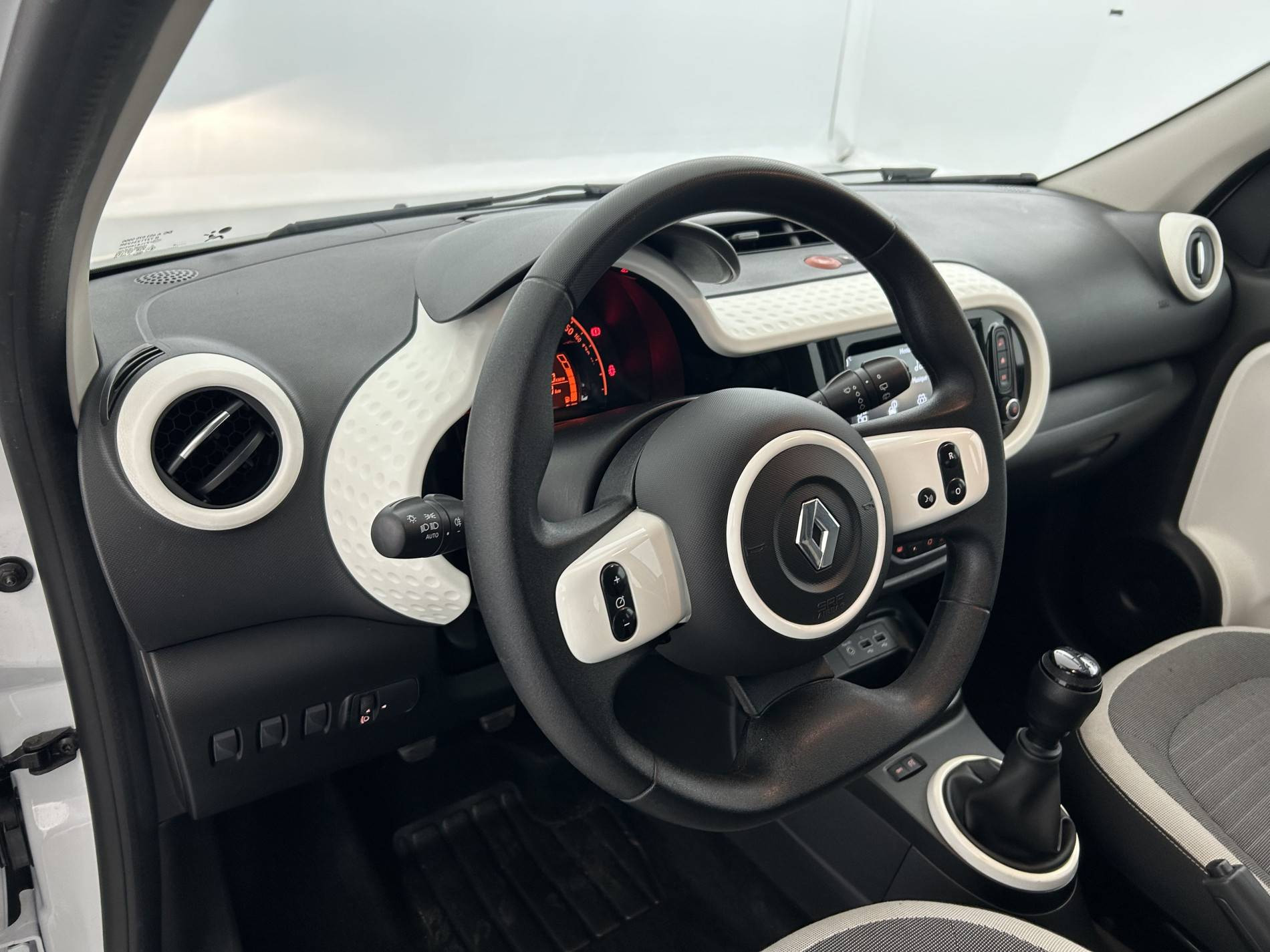 Vente en ligne Renault Twingo 3  SCe 65 au prix de 10 691 €