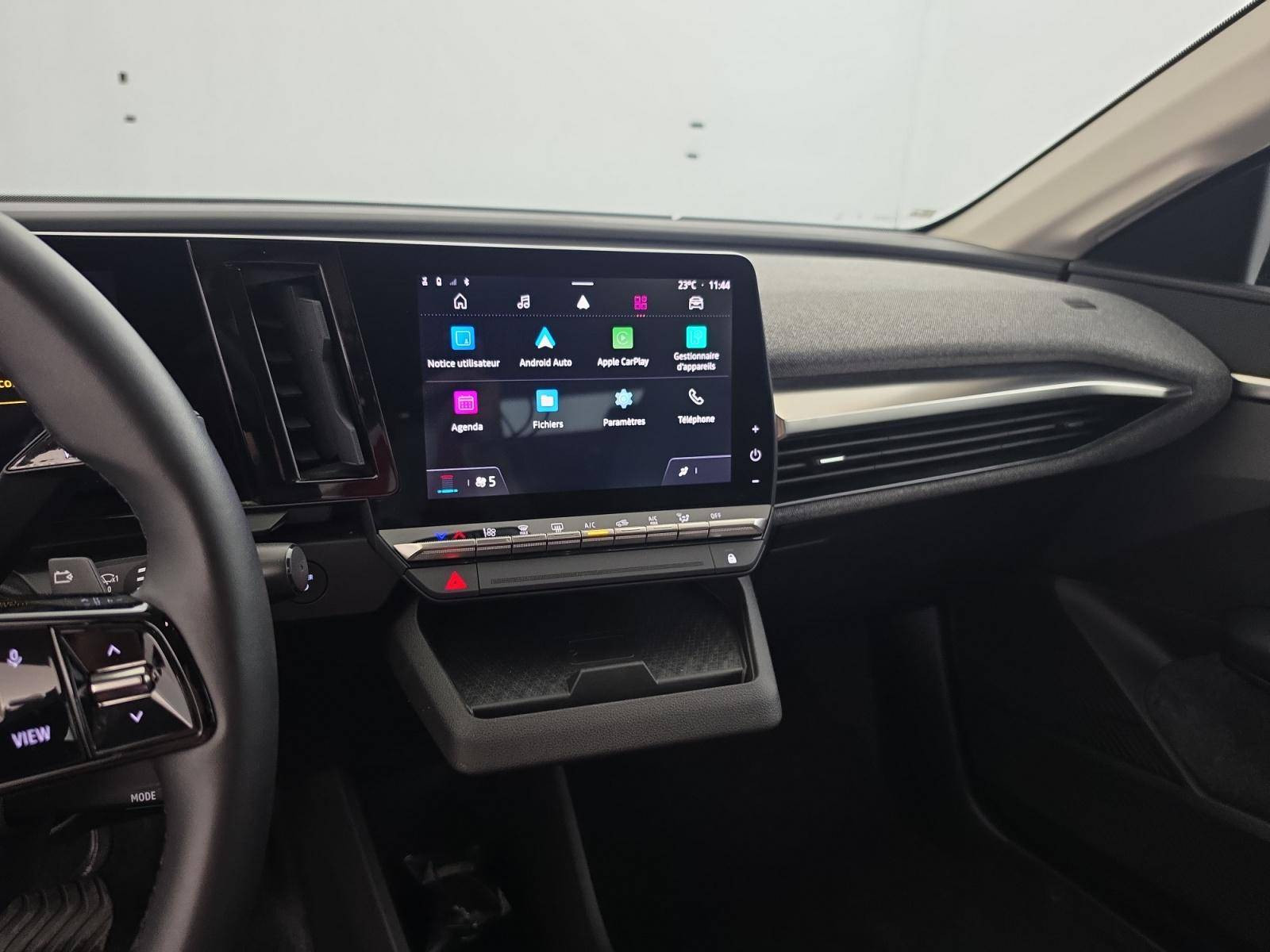 Vente en ligne Renault Megane E-Tech  EV40 130ch standard charge au prix de 26 900 €