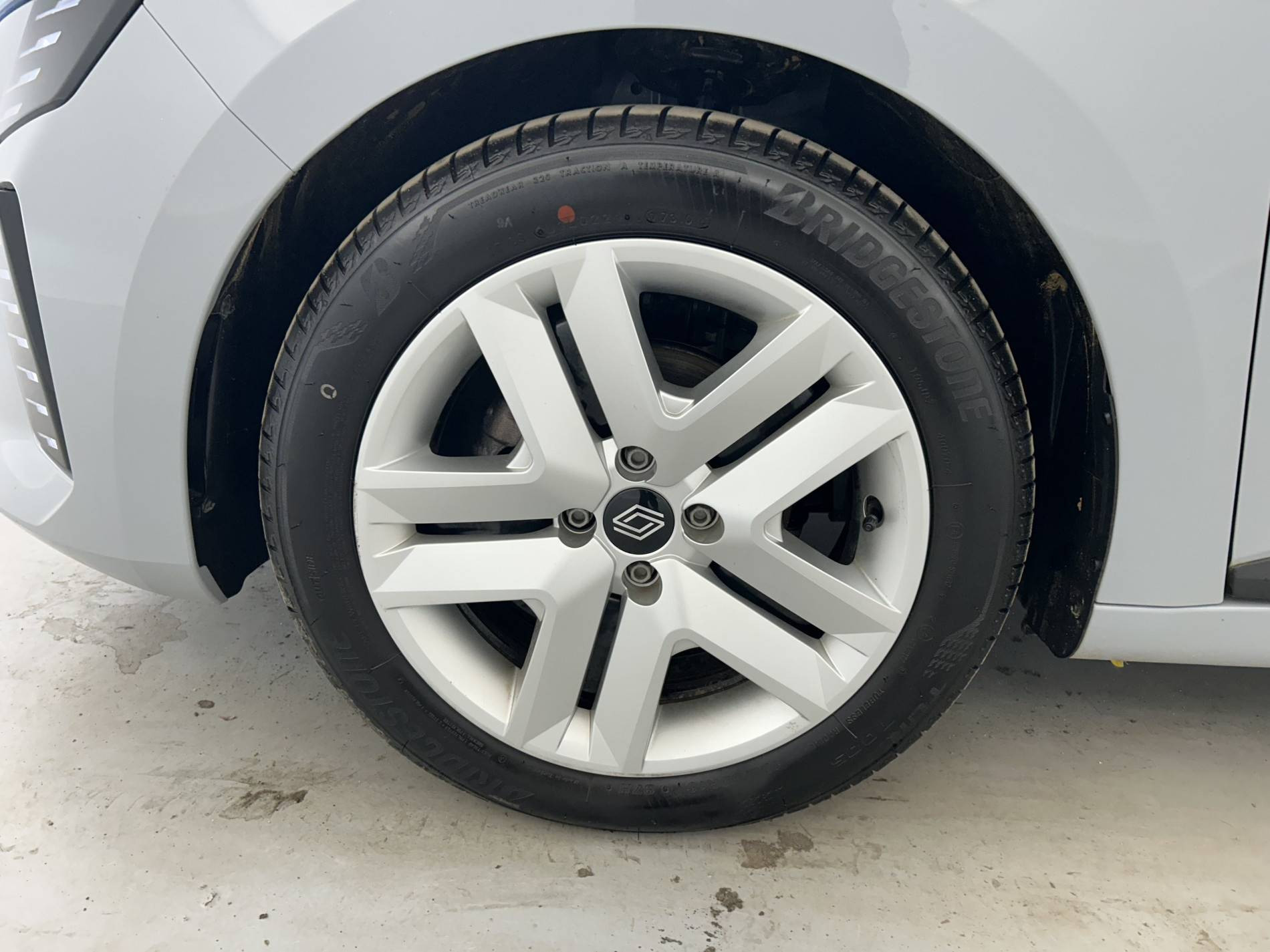 Vente en ligne Renault Clio 5 Clio TCe 90 au prix de 15 990 €