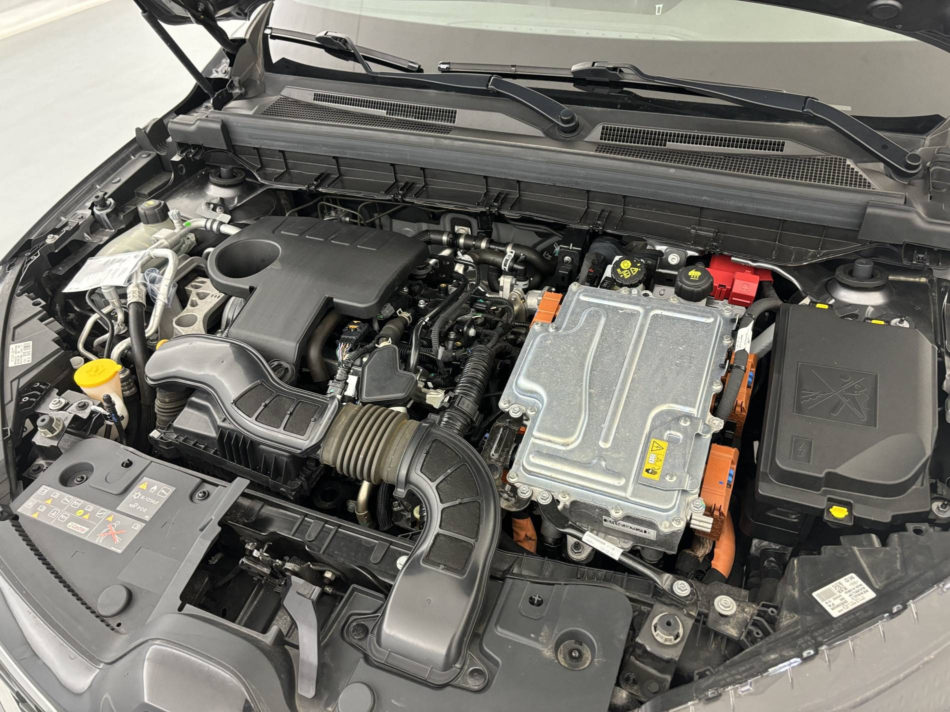Vente en ligne Renault Arkana  E-Tech hybride 145 au prix de 21 990 €