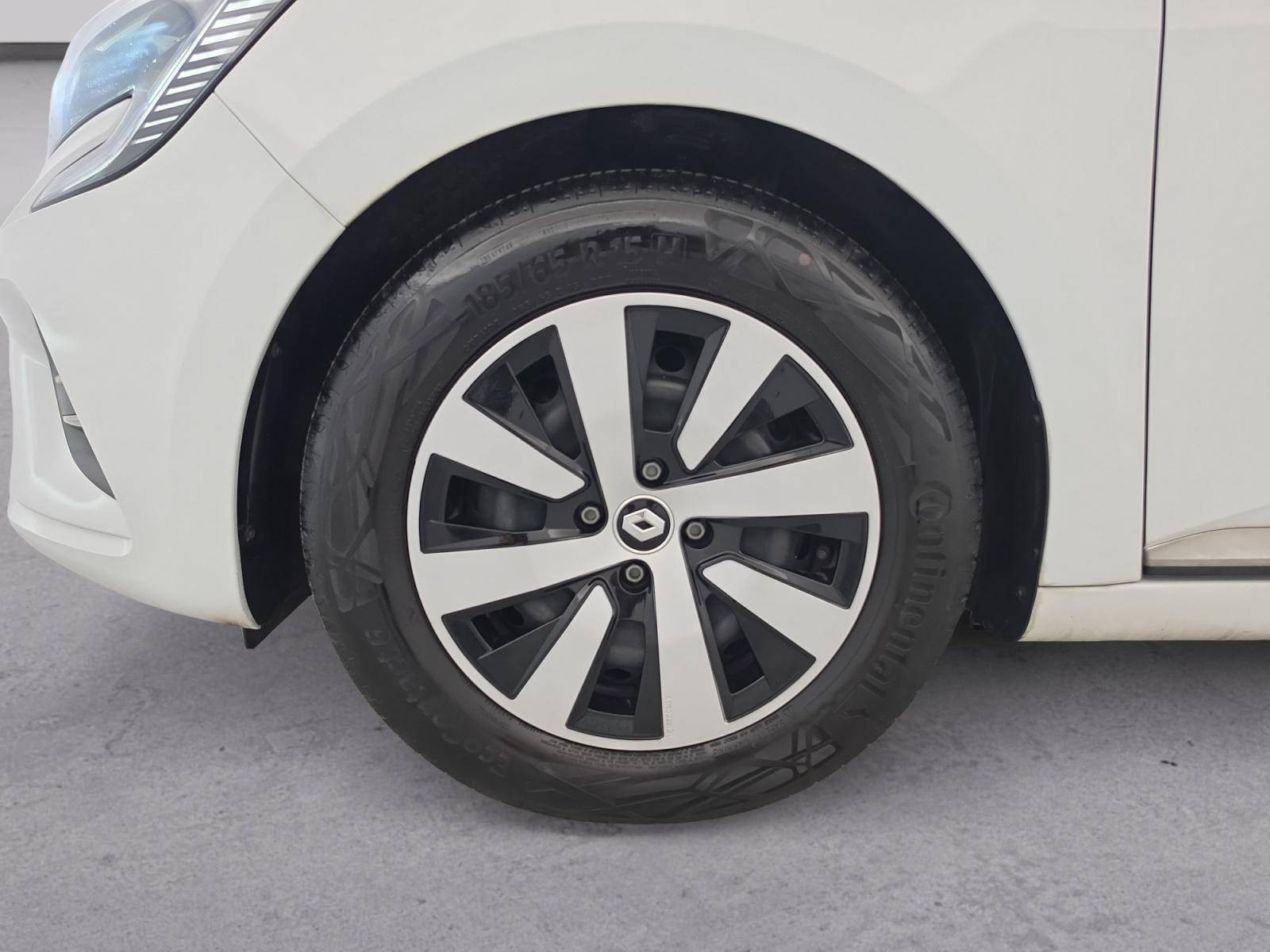 Vente en ligne Renault Clio 5 Clio TCe 90 au prix de 14 790 €