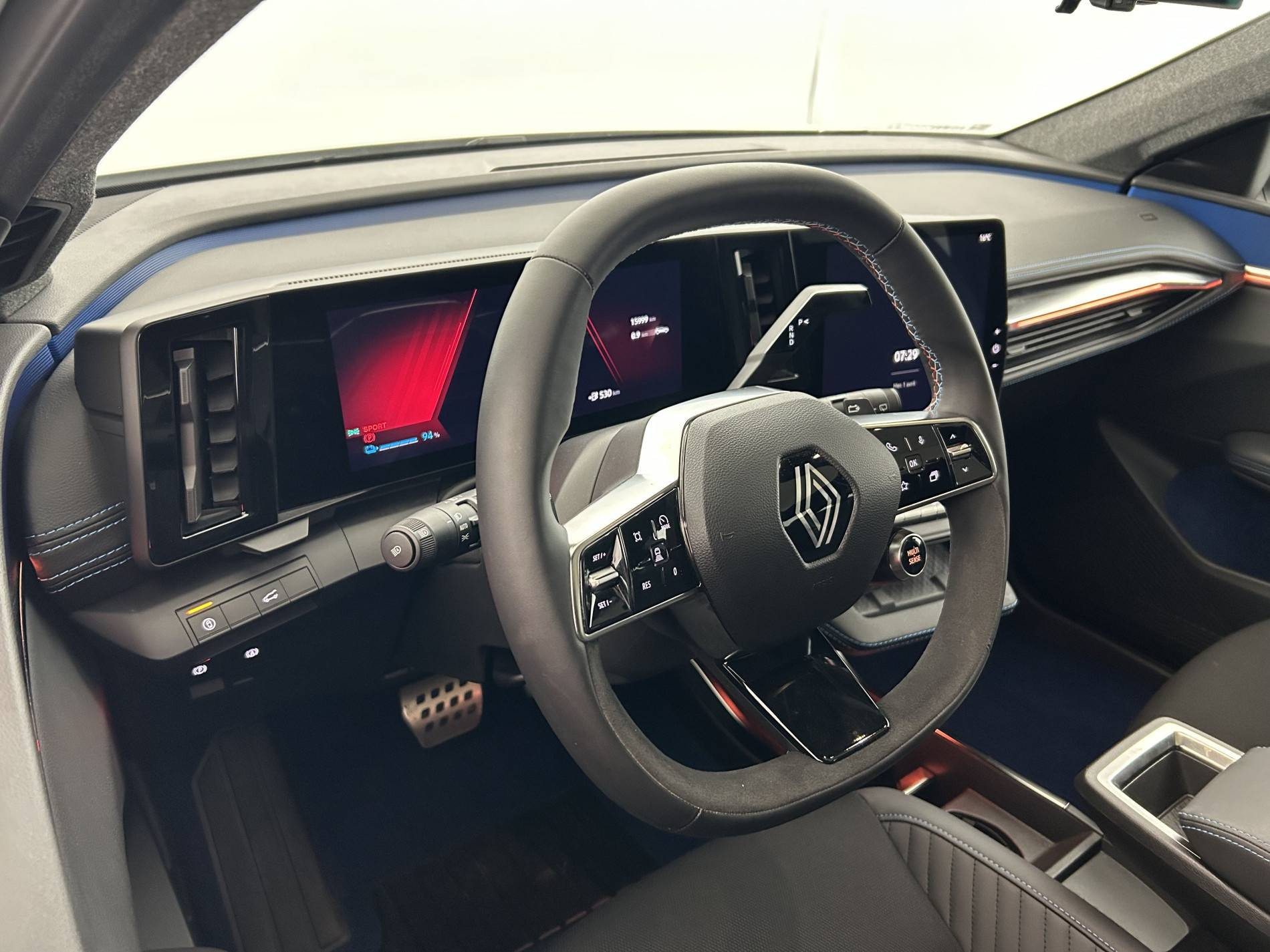 Vente en ligne Renault Scenic E-Tech  220 ch grande autonomie au prix de 40 990 €
