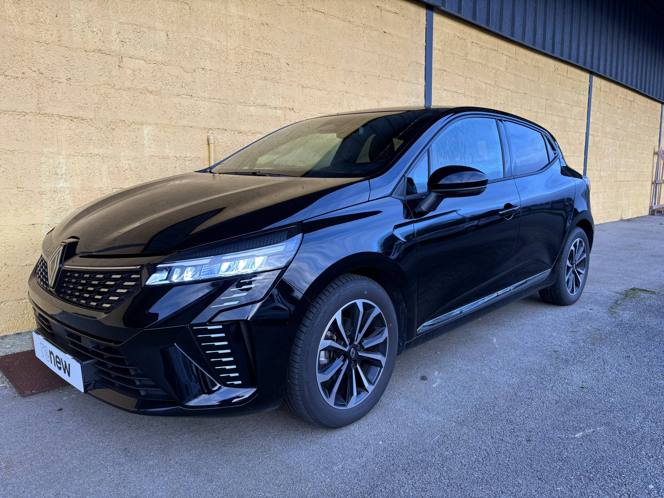 Vente en ligne Renault Clio 5 Clio TCe 90 ch GSR2 au prix de 18 890 €