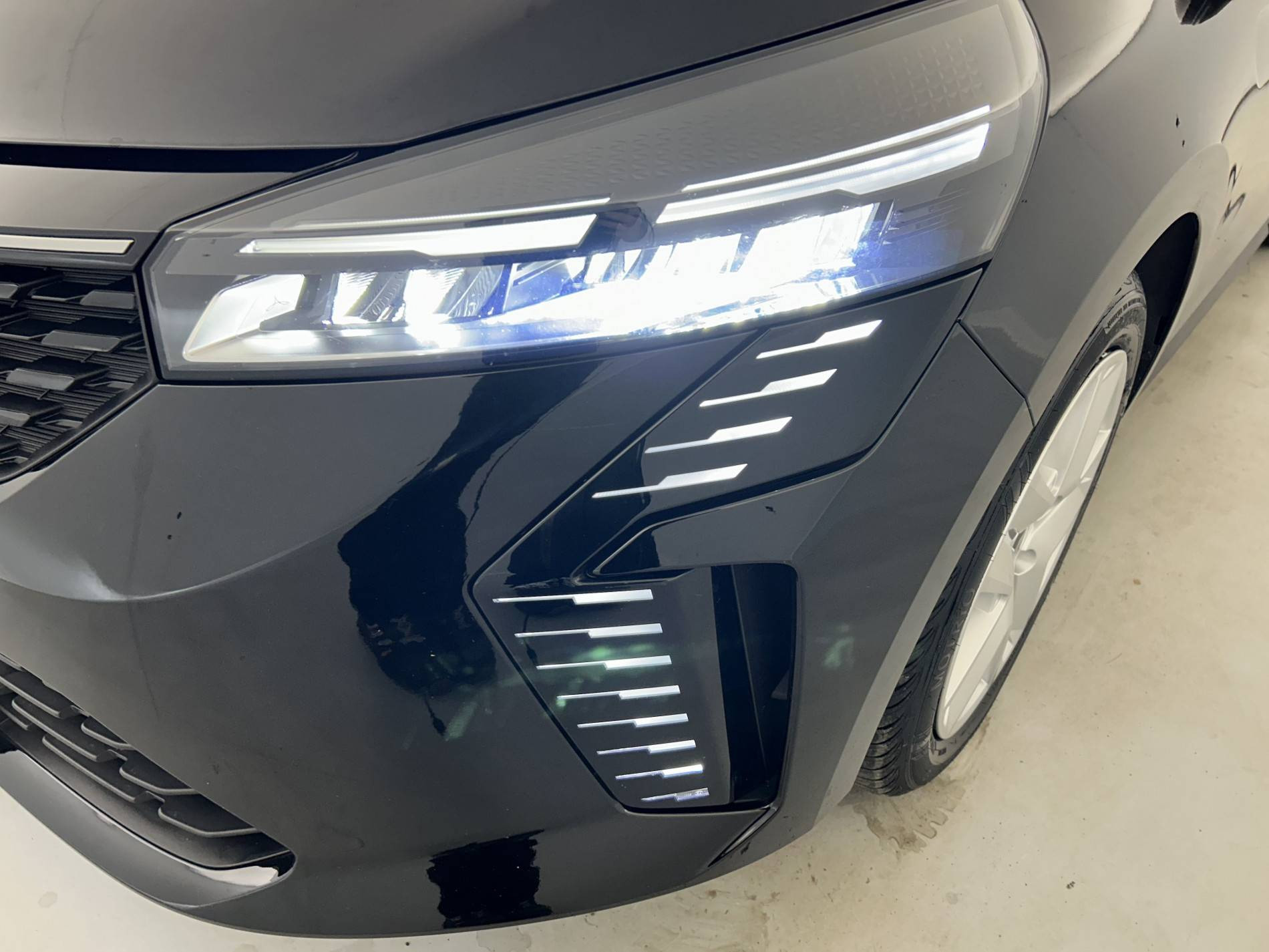 Vente en ligne Renault Clio 5 Clio E-Tech full hybrid 145 ch GSR2 au prix de 19 980 €