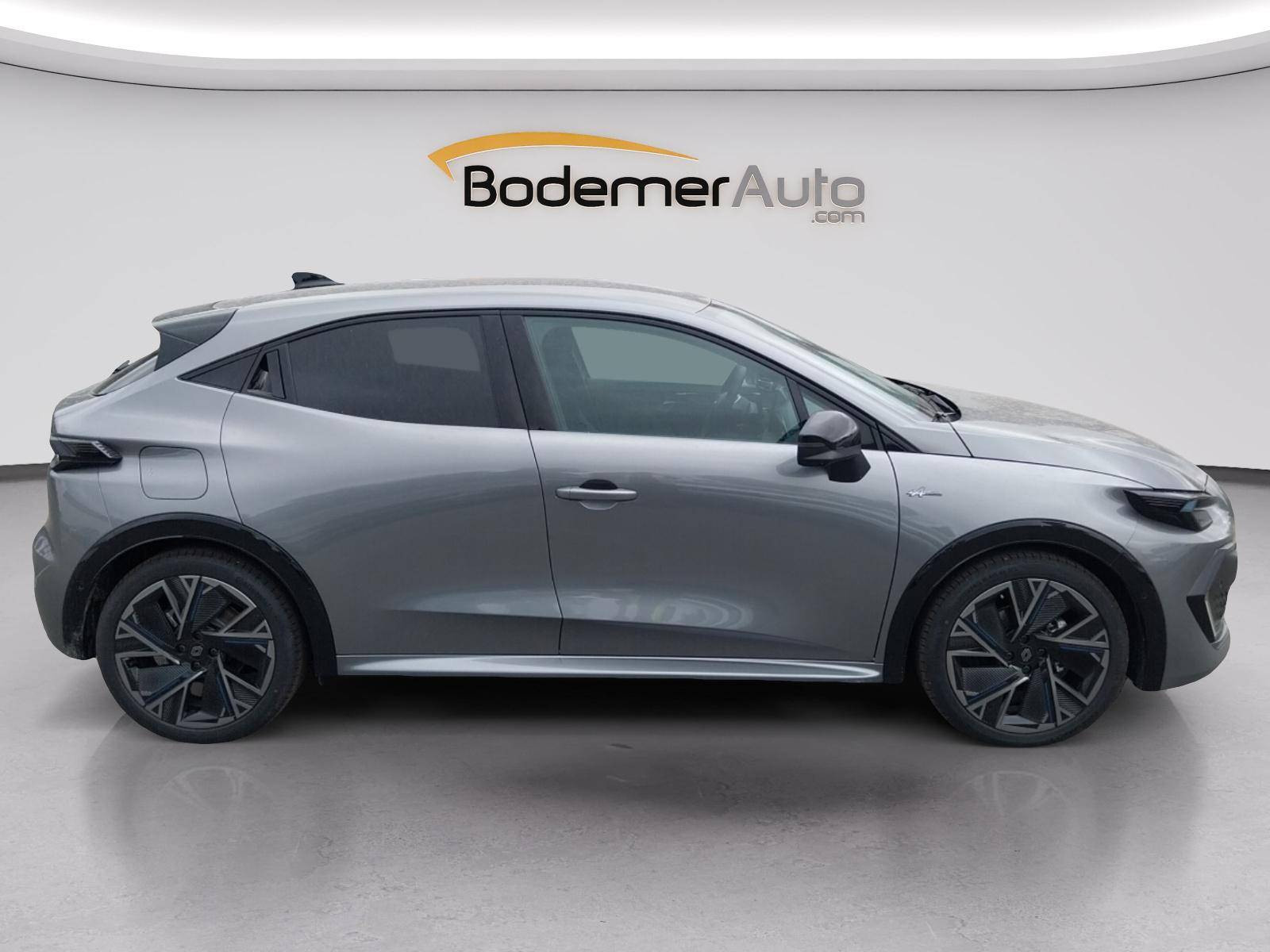 Vente en ligne Renault Clio 6 Clio E-Tech full hybrid 160 ch au prix de 28 490 €