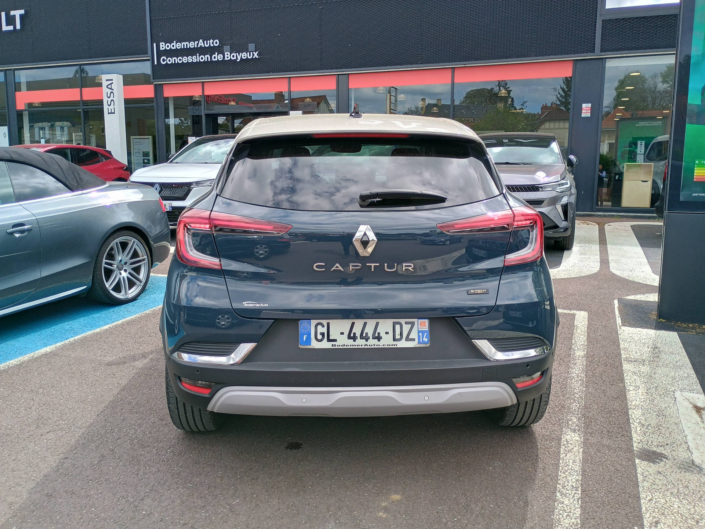 Renault Captur  E-Tech hybride 145 occasion de 2022 en vente à Bayeux
