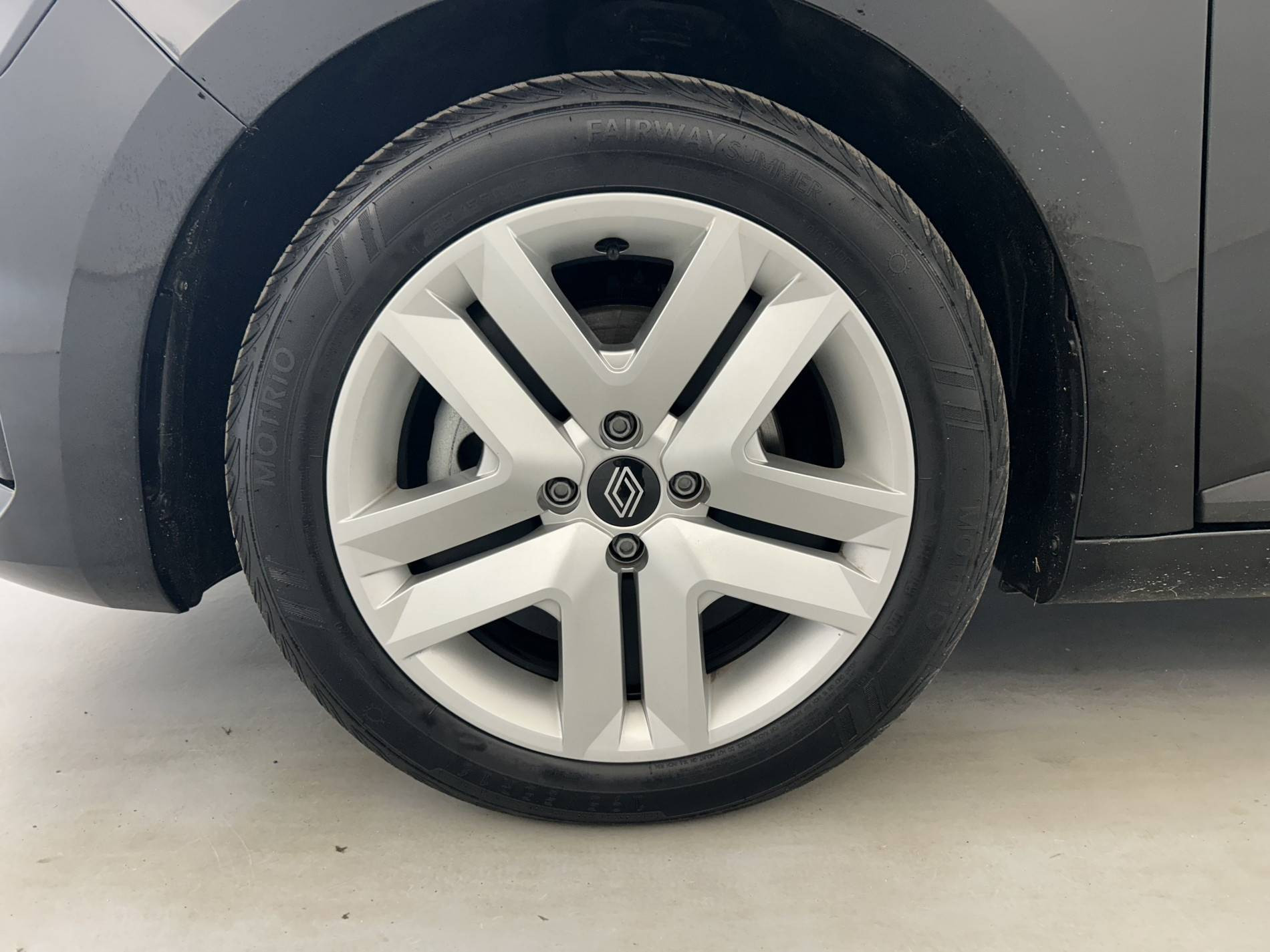 Vente en ligne Renault Clio 5 Clio E-Tech full hybrid 145 ch GSR2 au prix de 20 300 €